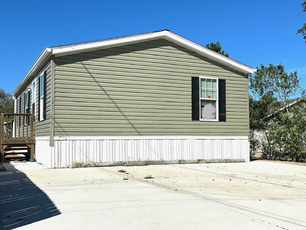 34645 Banks Avenue Leesburg FL 34788 G5063741 image1