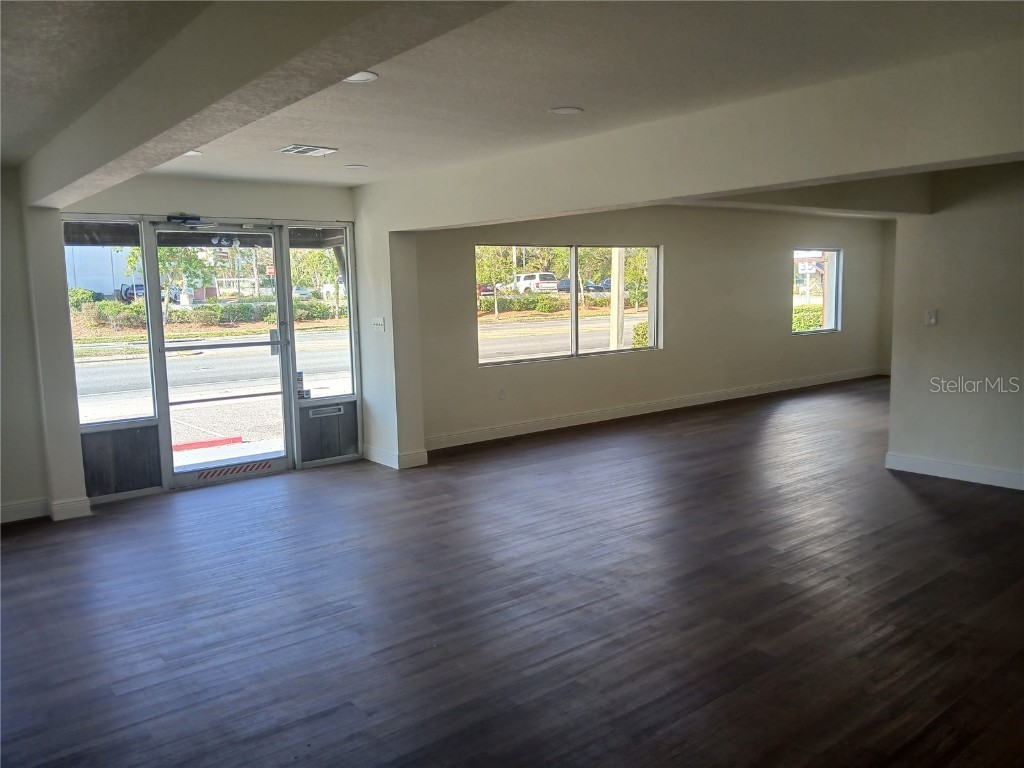 3465 Edgewater Drive Orlando FL 32804 O6337983 image2