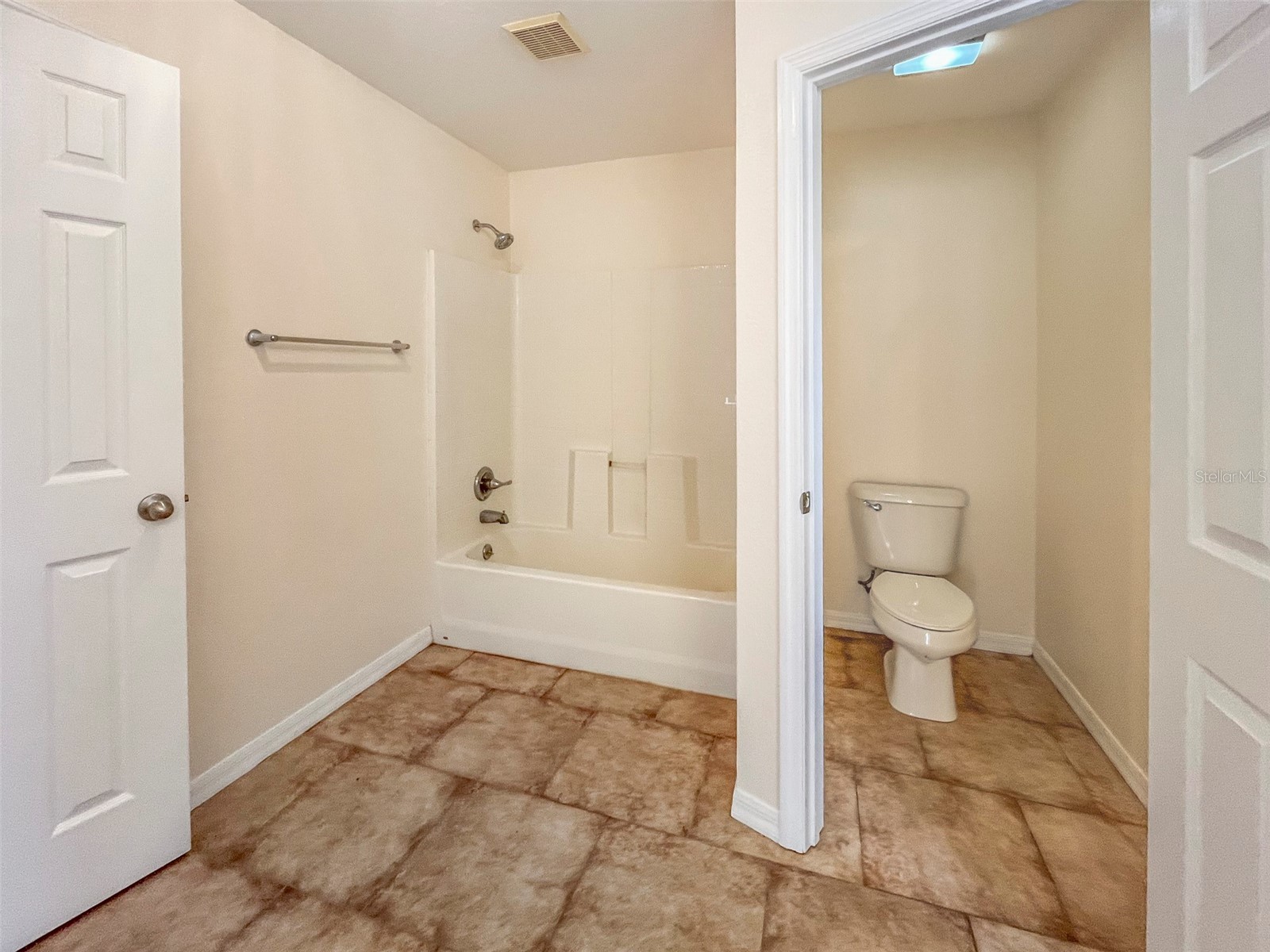 3465 Tupelo Avenue North Port FL 34286 A4676237 image10