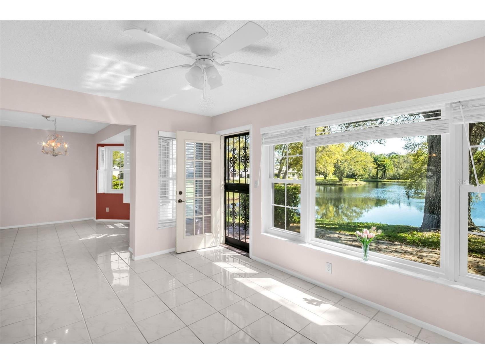 3466 Sutton Place Palm Harbor FL 34684 - LAKE TARPON & SUTTON PL POND TB8486551 image15