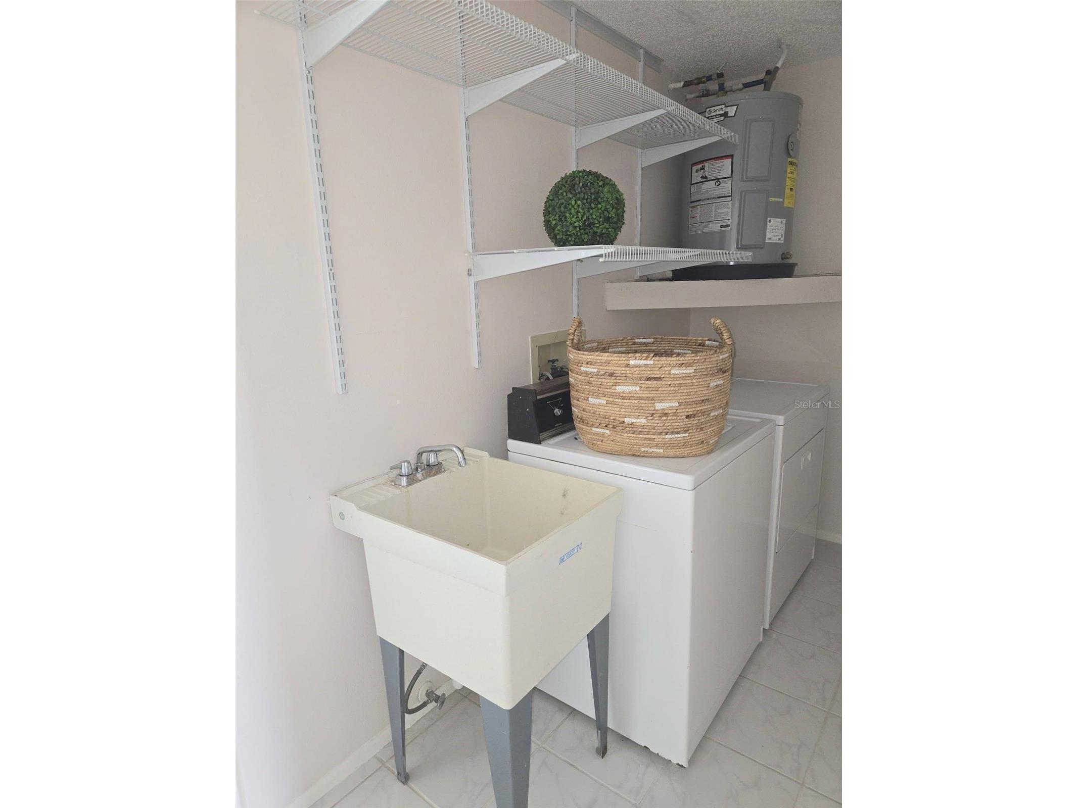 3466 Sutton Place Palm Harbor FL 34684 - LAKE TARPON & SUTTON PL POND TB8486551 image28