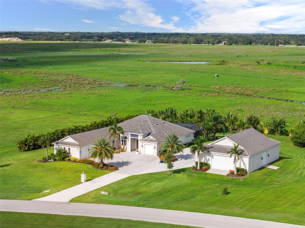 3467 Compound Court Sarasota FL 34240 A4616107 image1