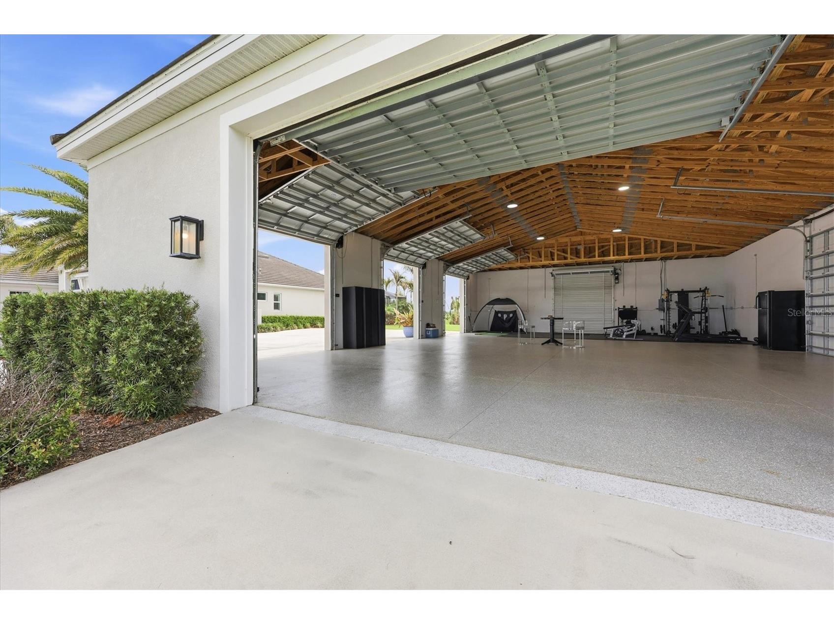 3467 Compound Court Sarasota FL 34240 A4695665 image10