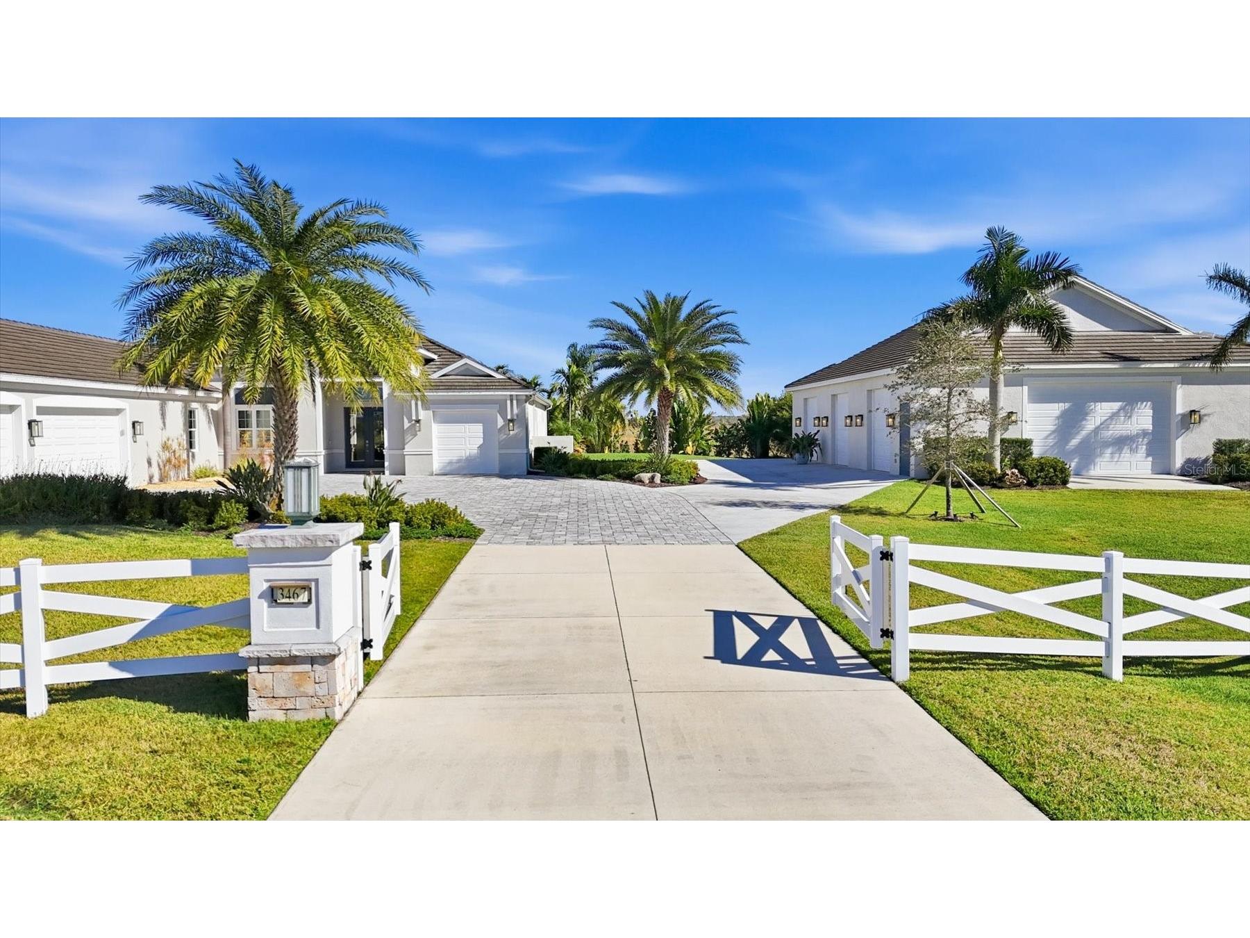 3467 Compound Court Sarasota FL 34240 A4695665 image3