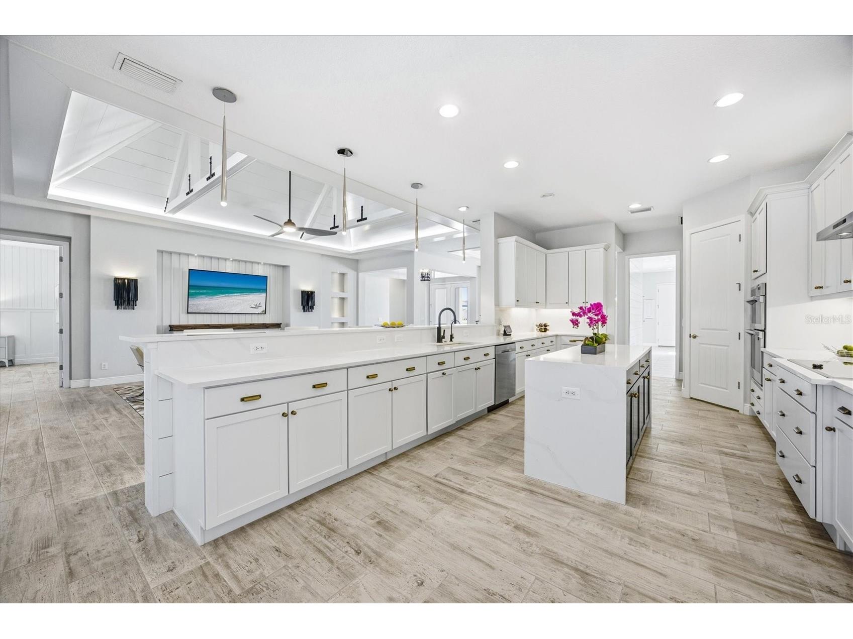 3467 Compound Court Sarasota FL 34240 A4695665 image31