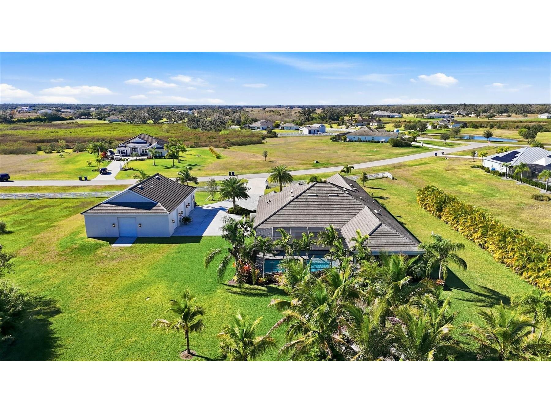 3467 Compound Court Sarasota FL 34240 A4695665 image68