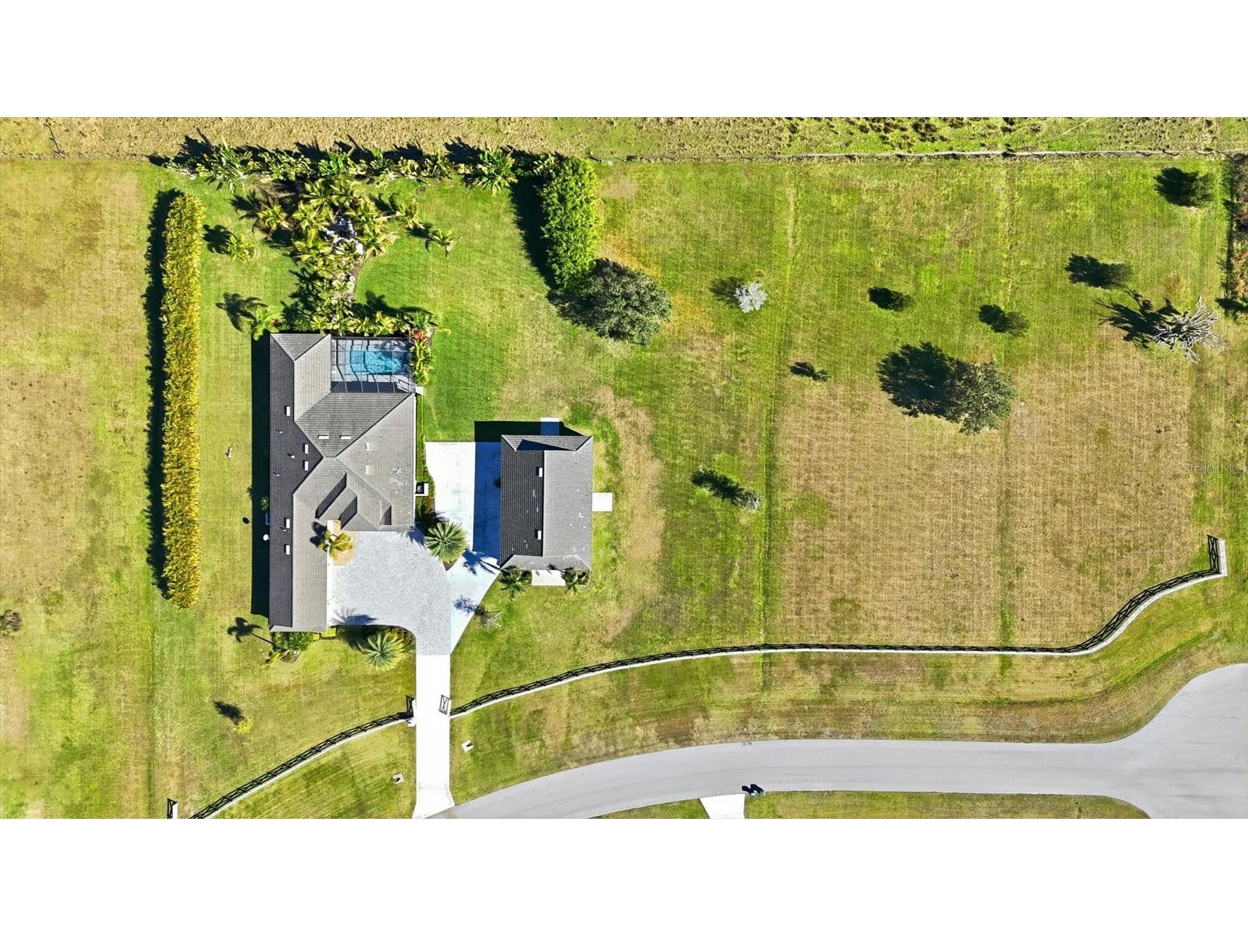 3467 Compound Court Sarasota FL 34240 A4695665 image72