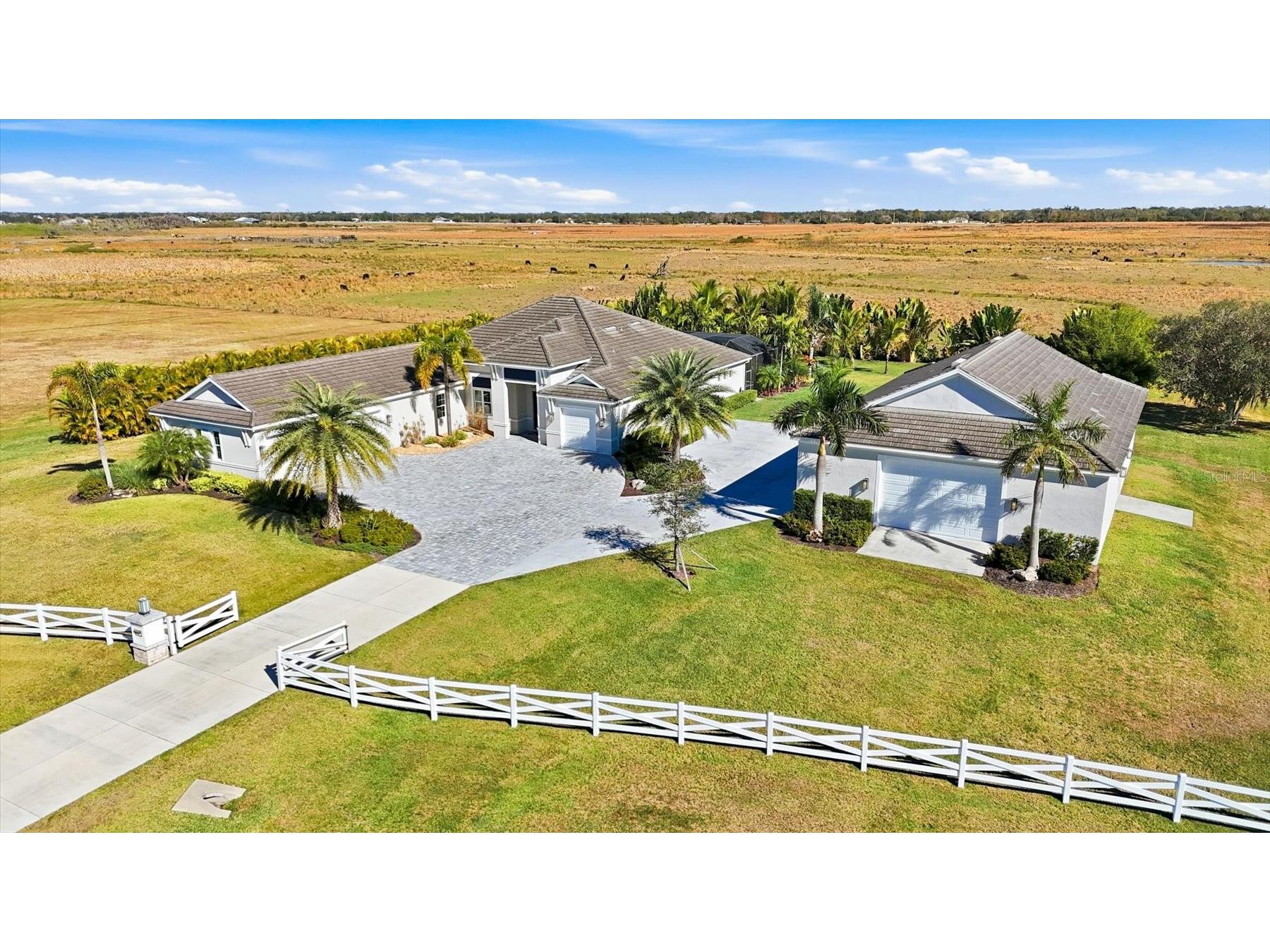 3467 Compound Court Sarasota FL 34240 A4695665 image77