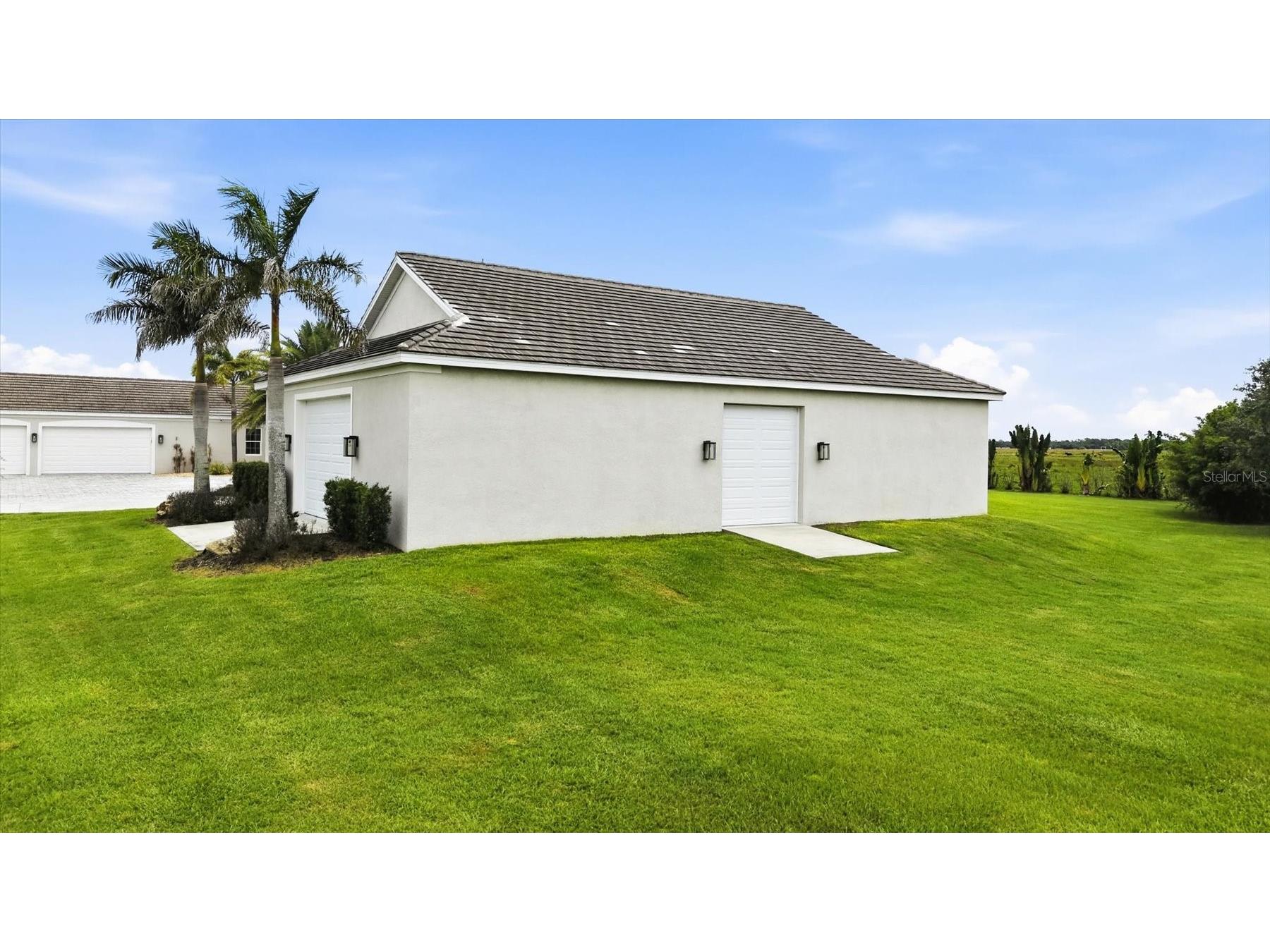 3467 Compound Court Sarasota FL 34240 A4695665 image84