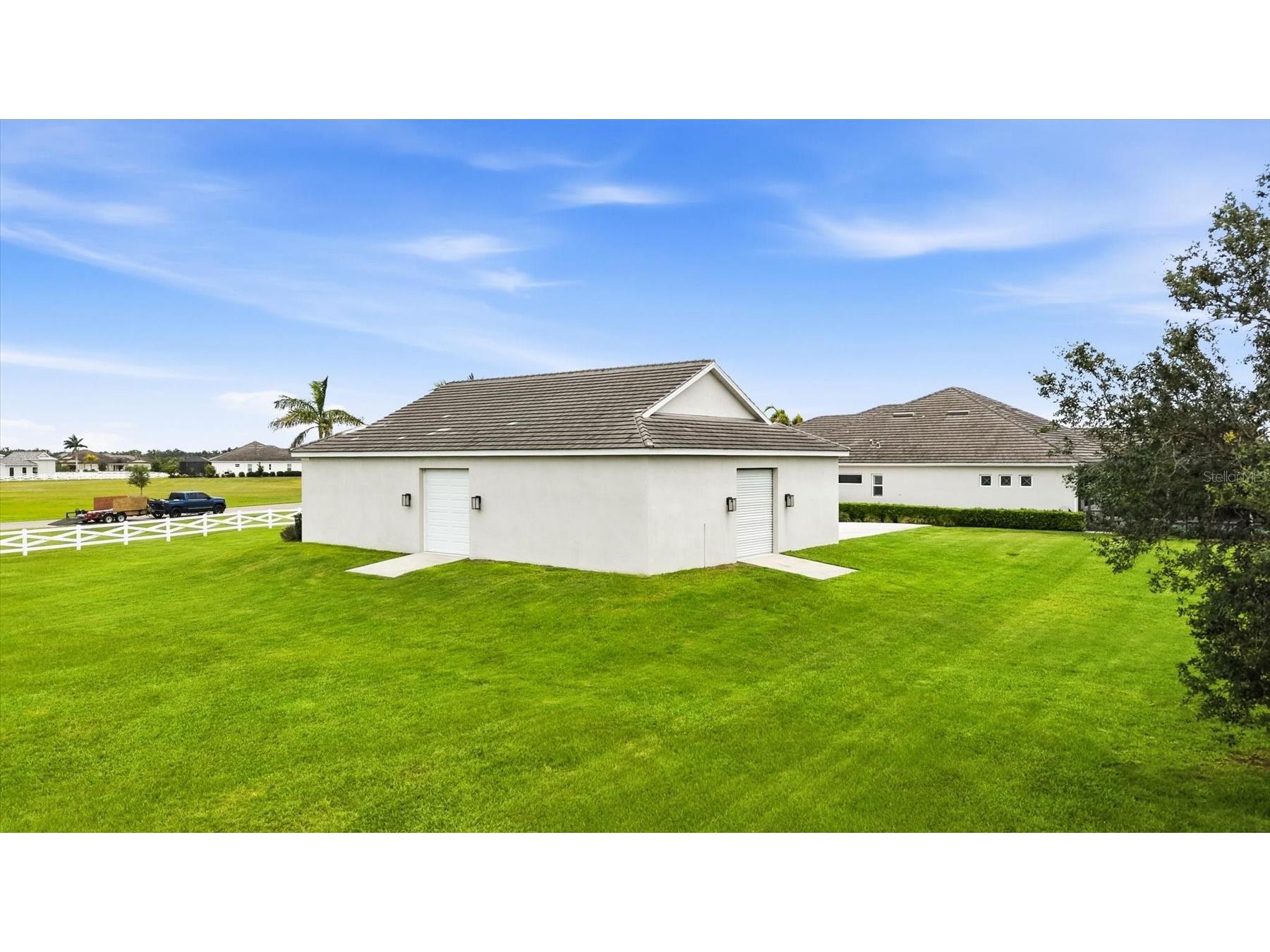3467 Compound Court Sarasota FL 34240 A4695665 image86