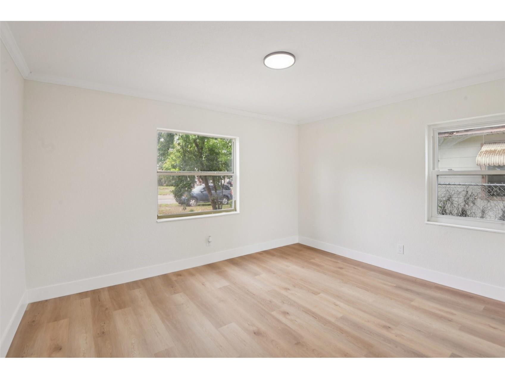 3468 9th Avenue N Saint Petersburg FL 33713 TB8487442 image10