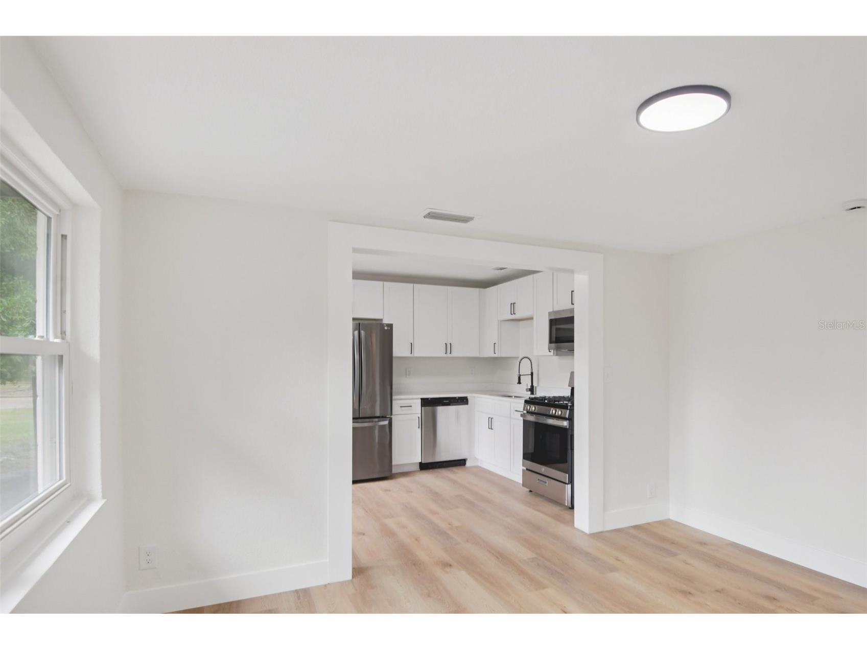 3468 9th Avenue N Saint Petersburg FL 33713 TB8487442 image12