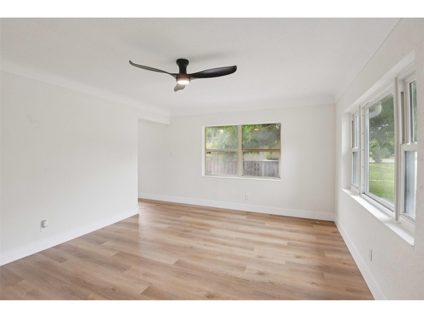 3468 9th Avenue N Saint Petersburg FL 33713 TB8487442 image17