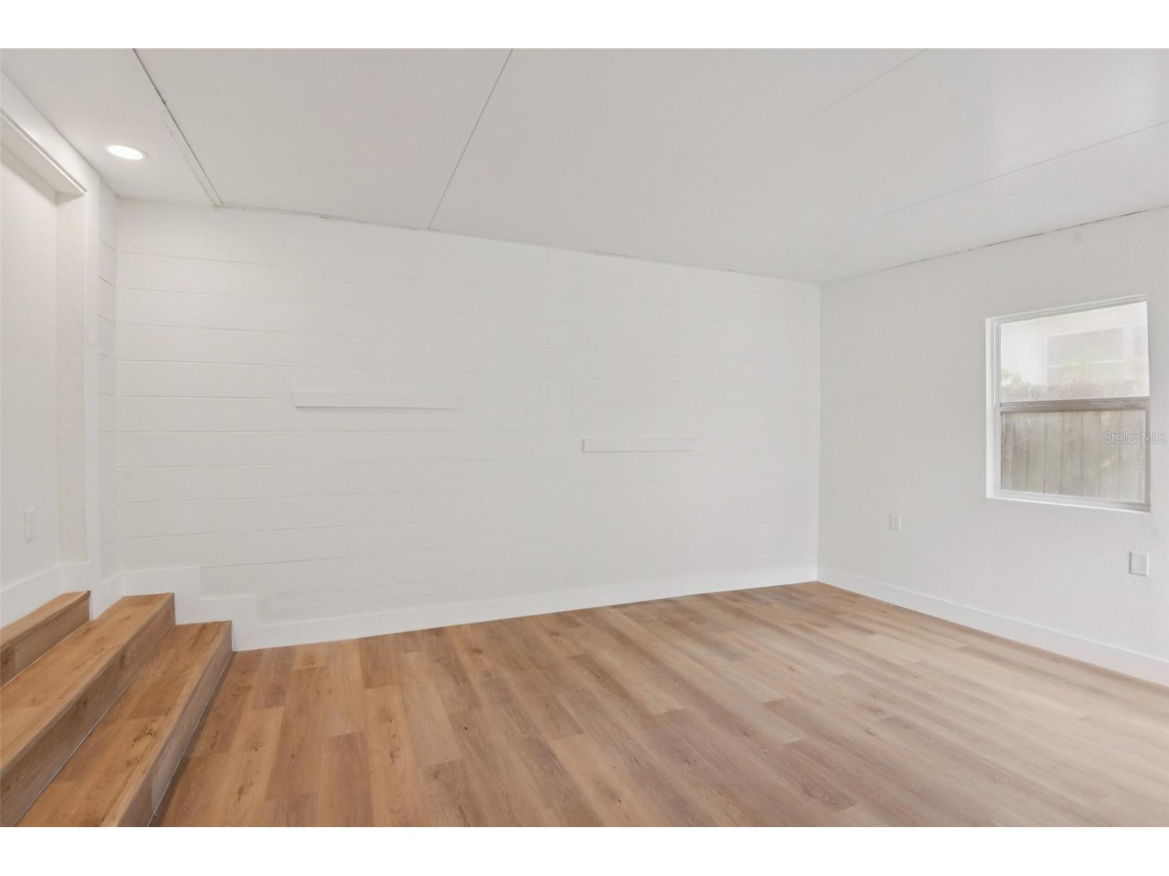 3468 9th Avenue N Saint Petersburg FL 33713 TB8487442 image9