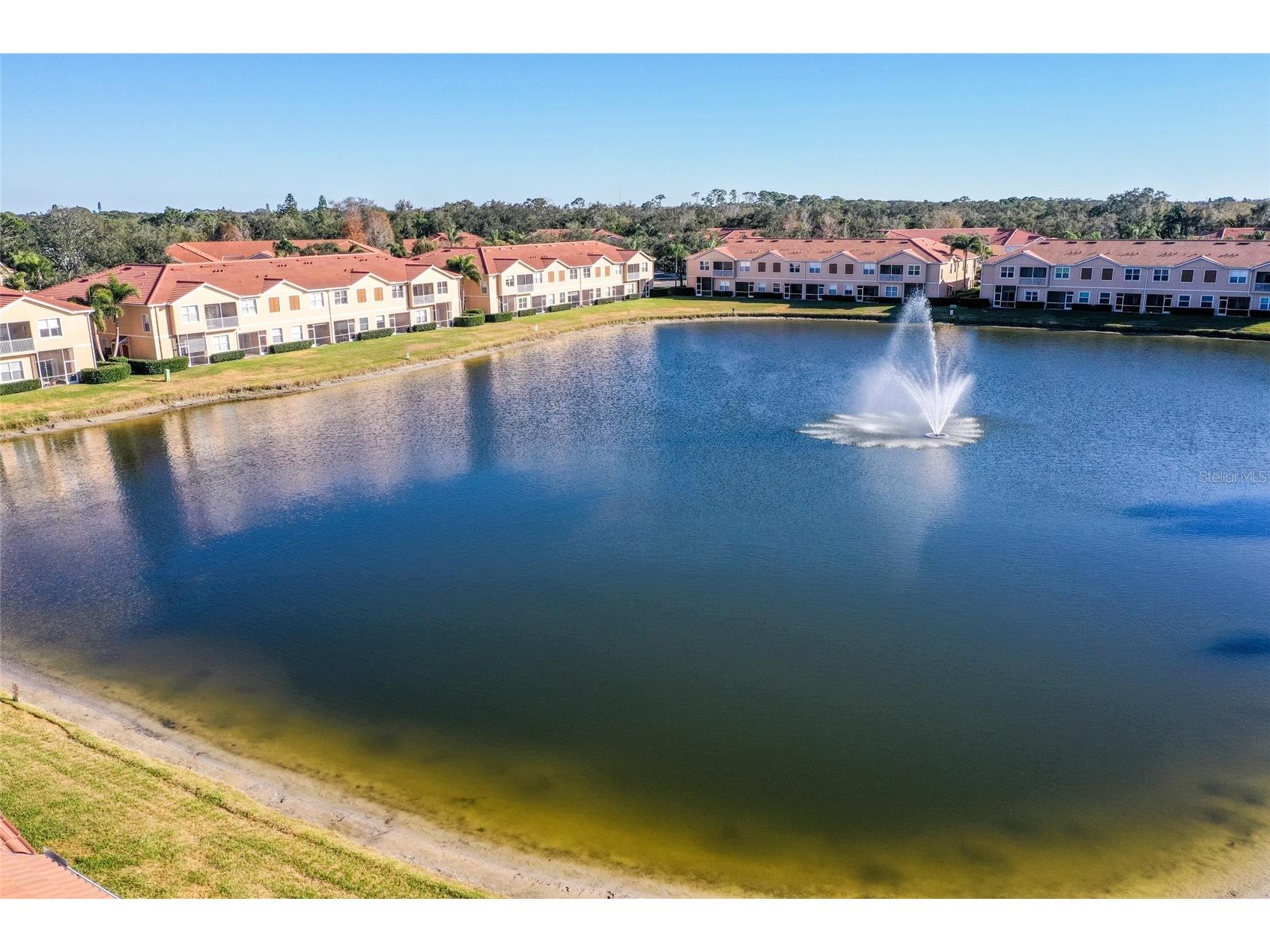 3468 Parkridge Circle #33-201 Sarasota FL 34243 A4640865 image39