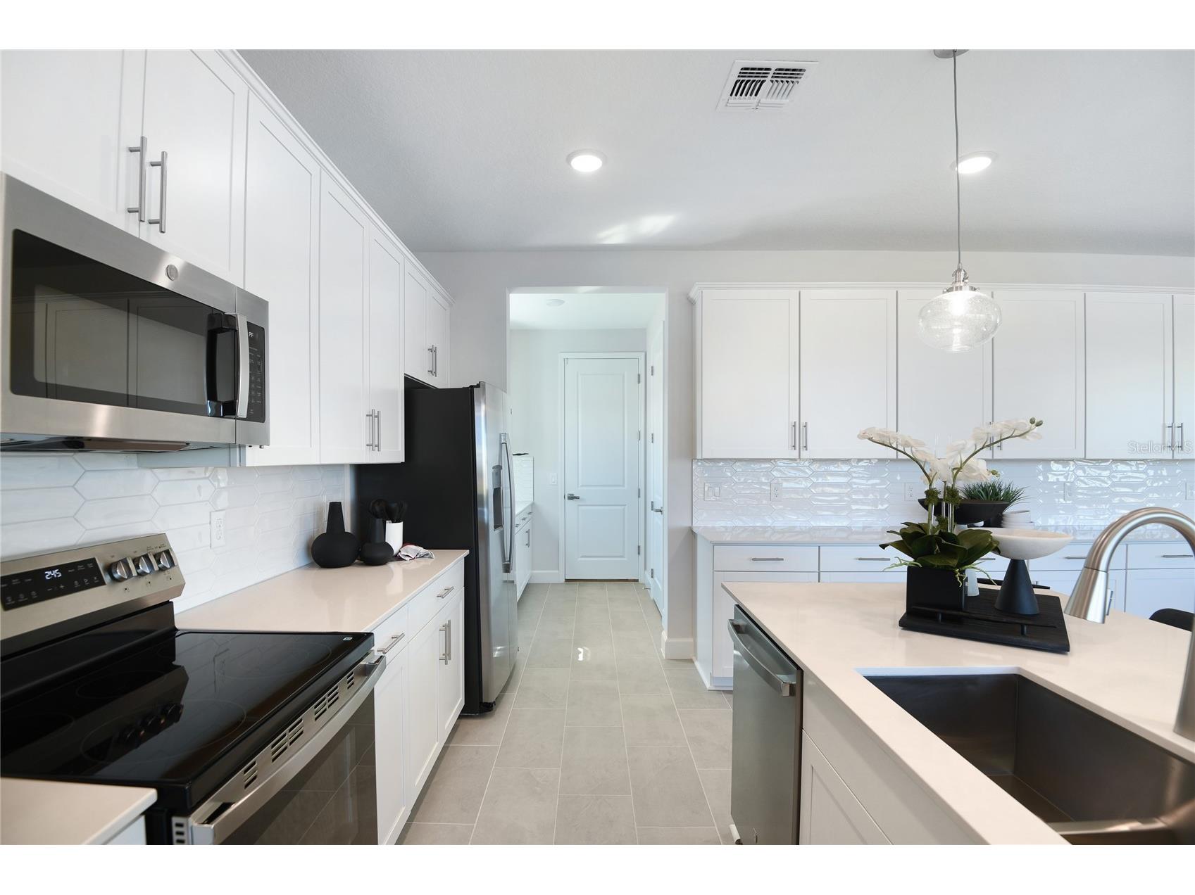 3469 Macchi Avenue Tavares FL 32778 S5146782 image8