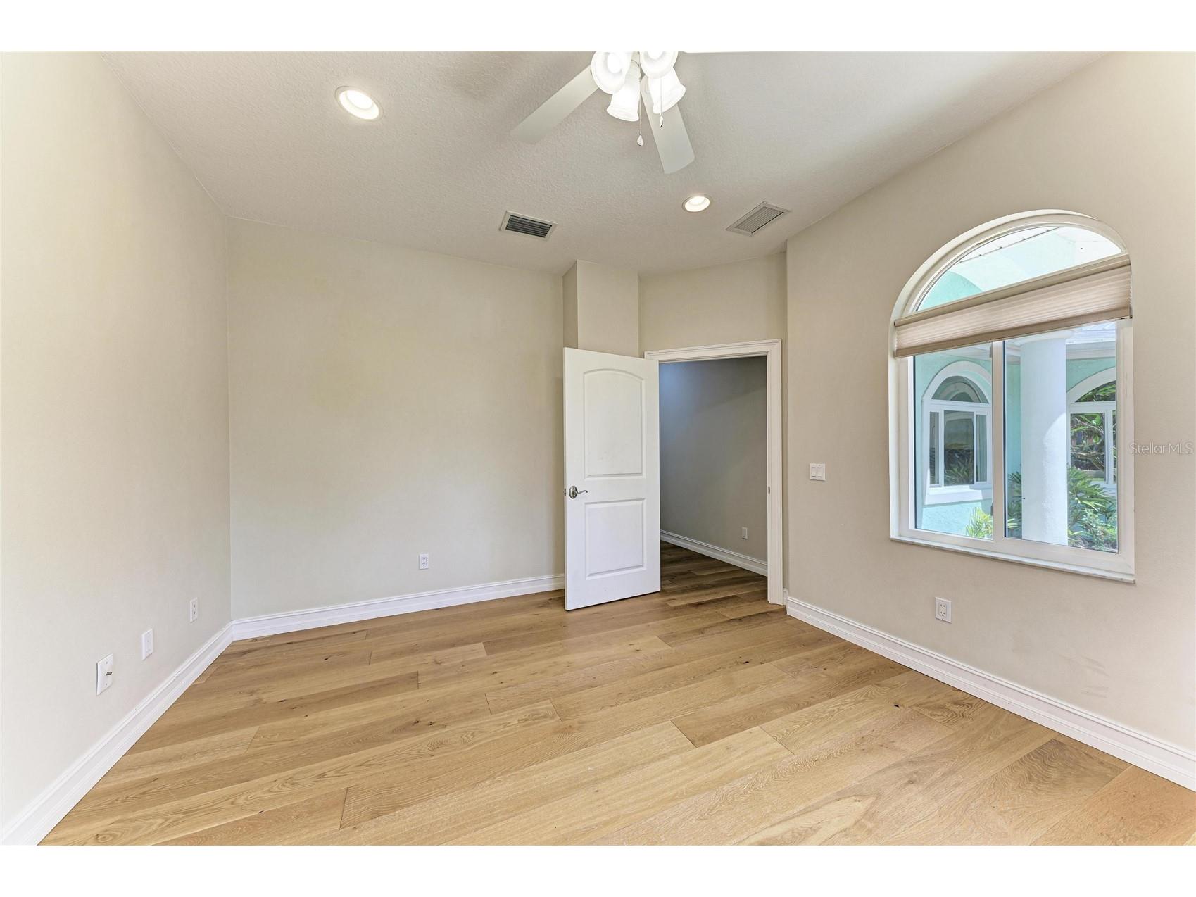 347 Bayshore Drive Osprey FL 34229 A4693374 image32