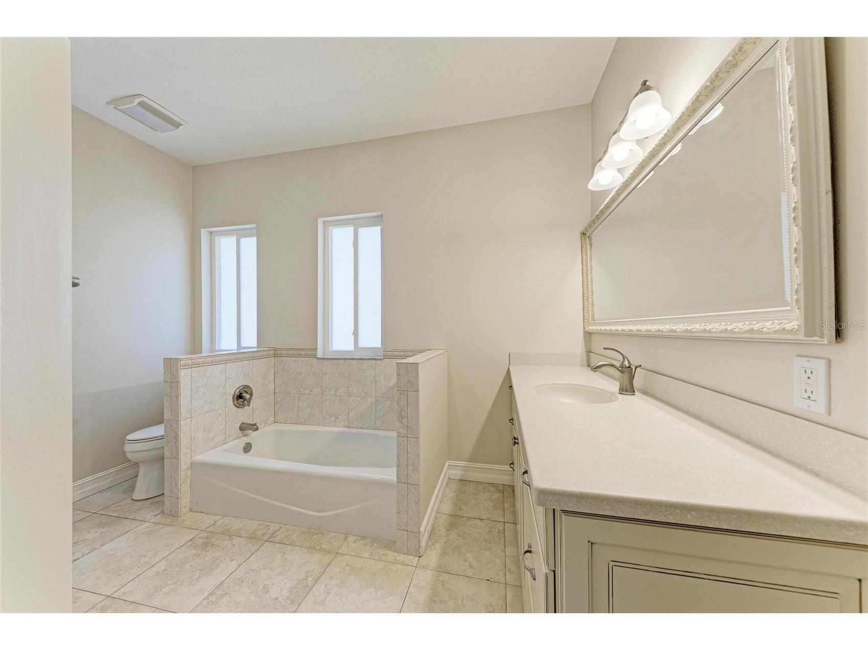 347 Bayshore Drive Osprey FL 34229 A4693374 image33