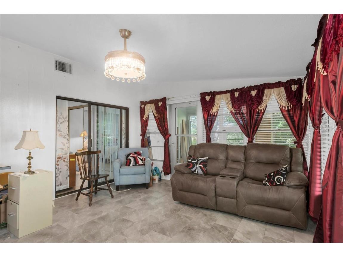 347 Canal Way Oldsmar FL 34677 TB8436926 image9