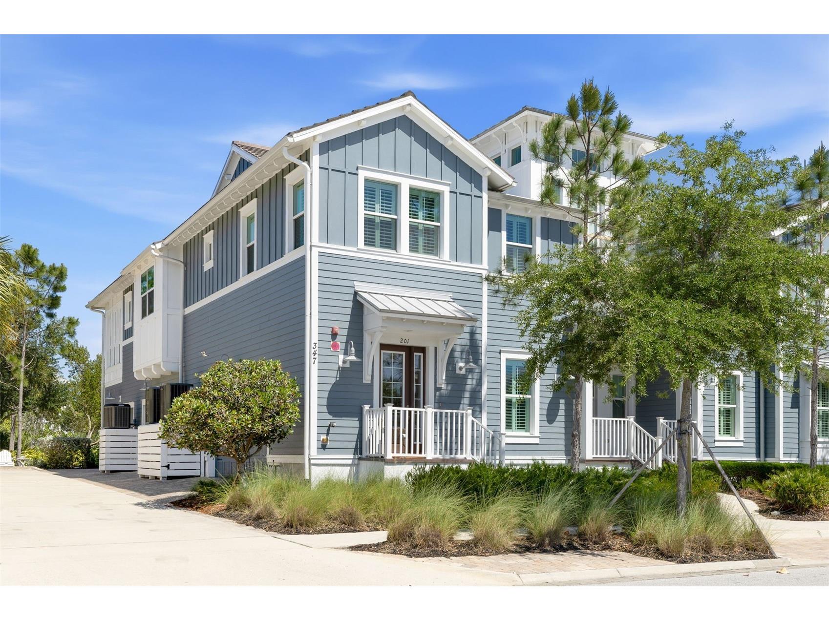 347 Compass Point Drive #201 Bradenton FL 34209 A4691556 image1
