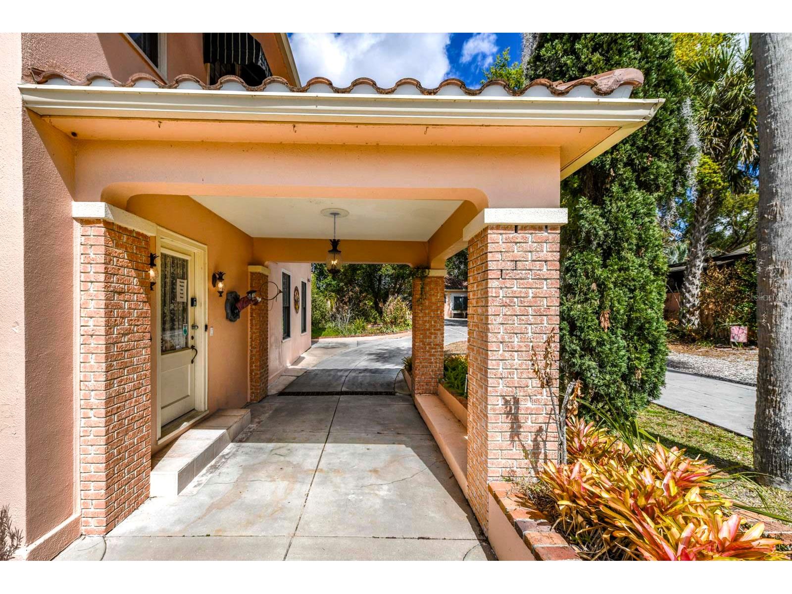 347 E 3rd Avenue Mount Dora FL 32757 V4947879 image11