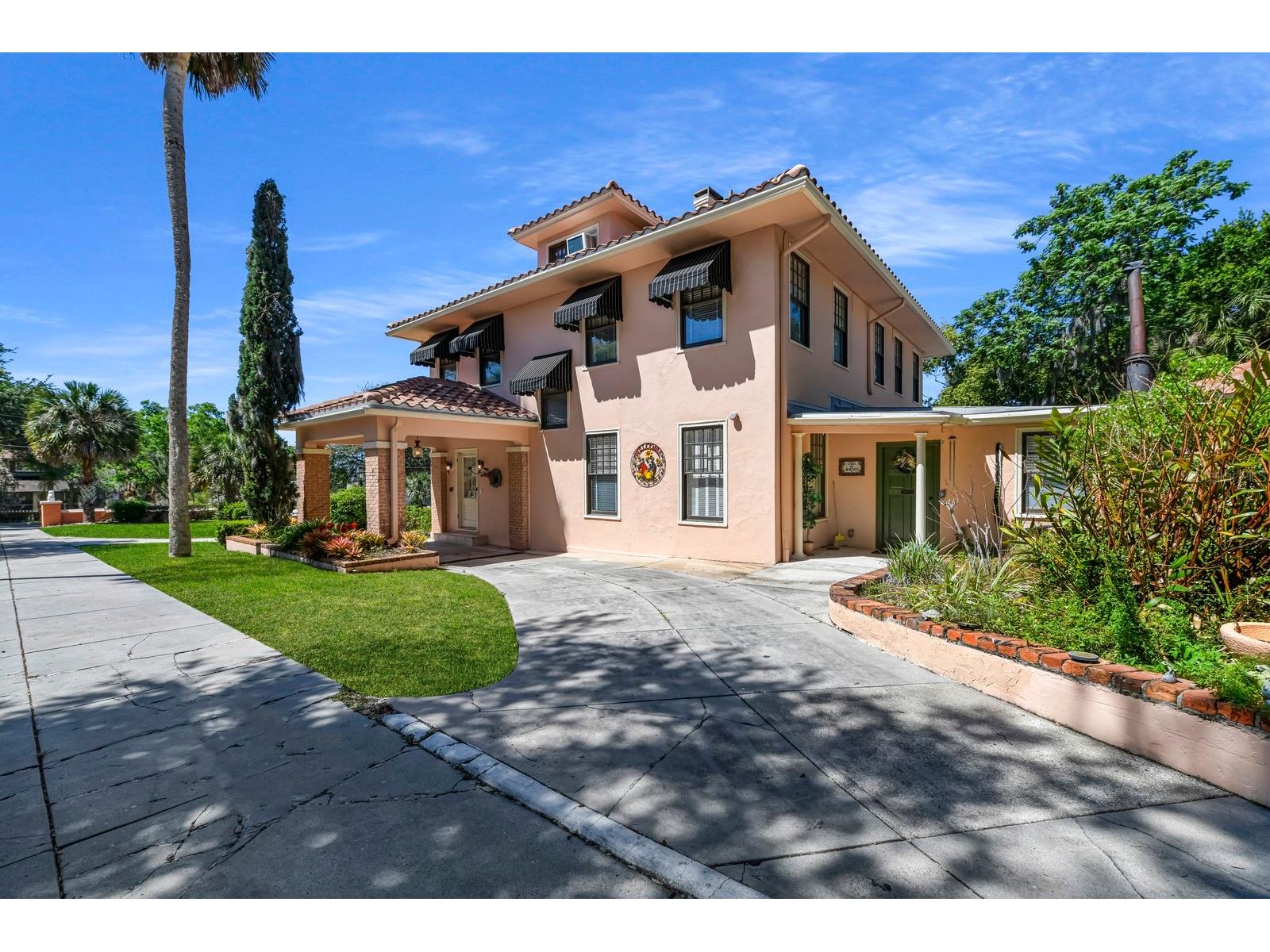 347 E 3rd Avenue Mount Dora FL 32757 V4947879 image12