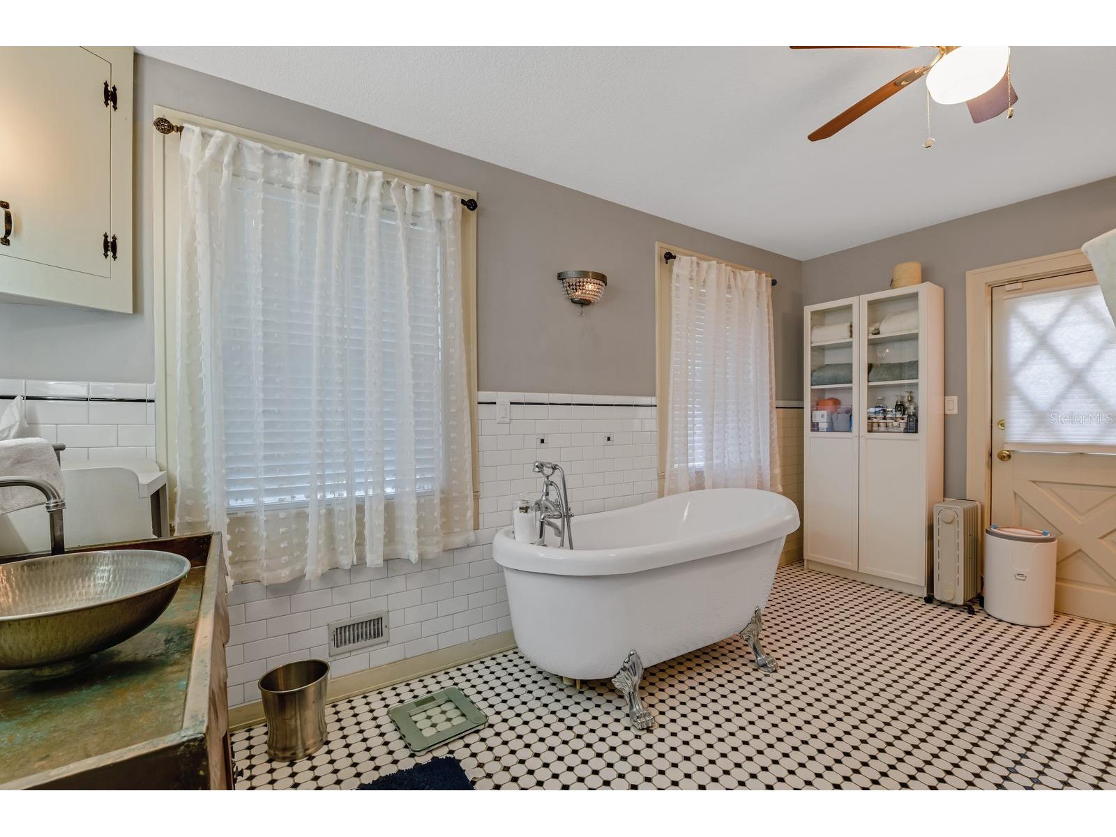 347 E 3rd Avenue Mount Dora FL 32757 V4947879 image65