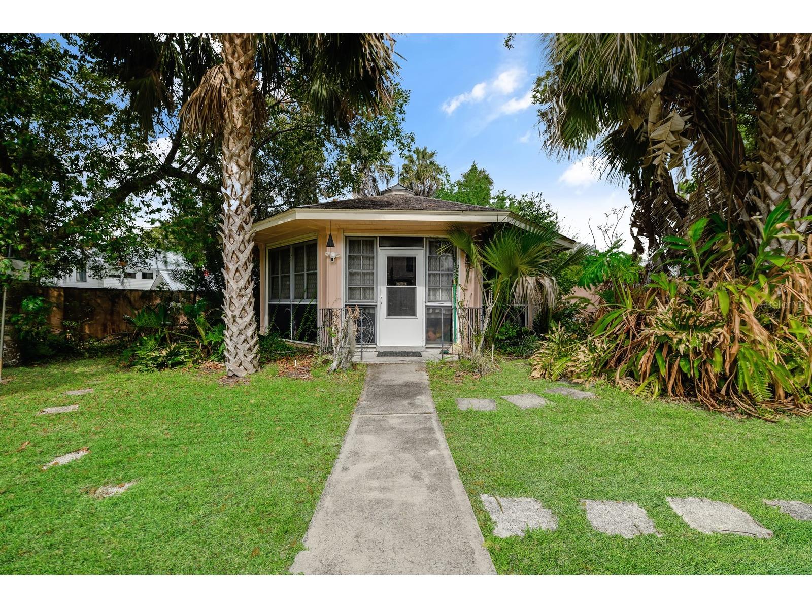 347 E 3rd Avenue Mount Dora FL 32757 V4947879 image79