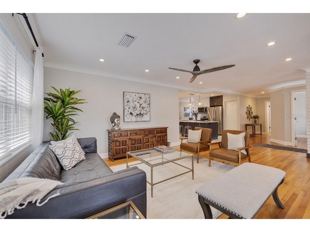 347 Ling A Mor Terrace S Saint Petersburg FL 33705 TB8496817 image13