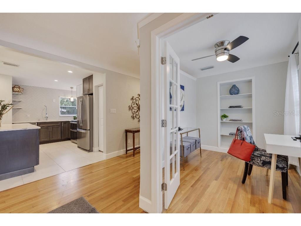347 Ling A Mor Terrace S Saint Petersburg FL 33705 TB8496817 image19