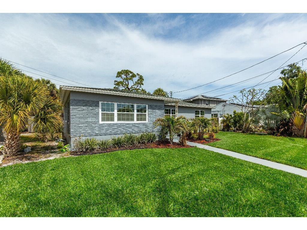 347 Ling A Mor Terrace S Saint Petersburg FL 33705 TB8496817 image3
