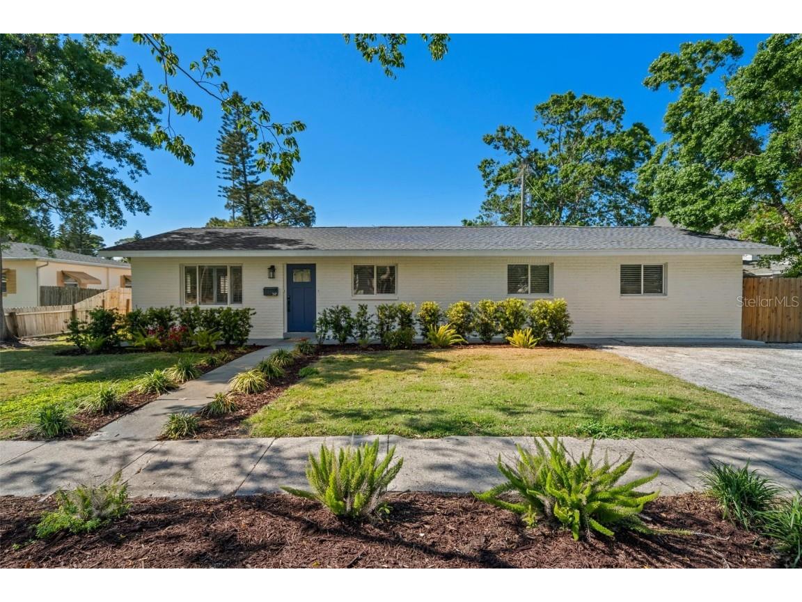 347 Patica Road NE Saint Petersburg FL 33702 TB8367013 image1