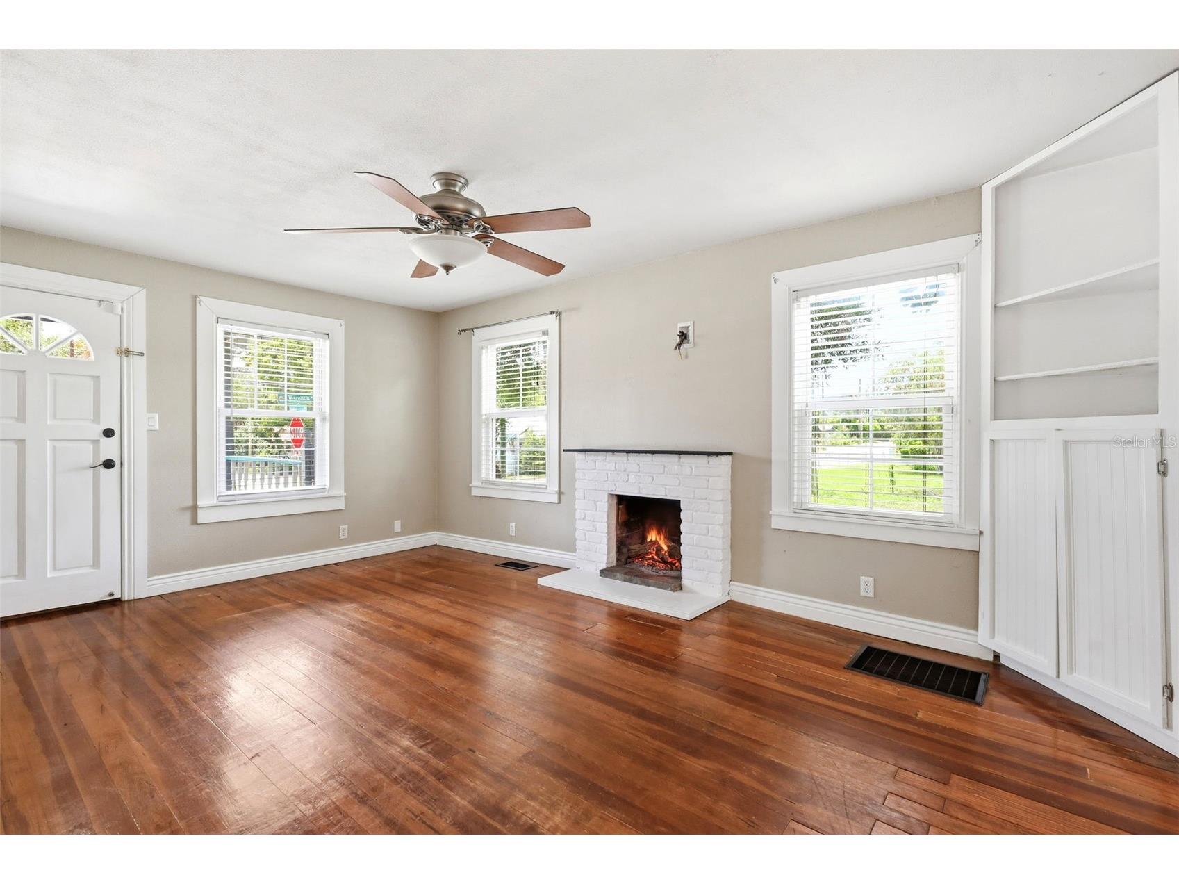 347 W Wisconsin Avenue Deland FL 32720 V4950104 image17