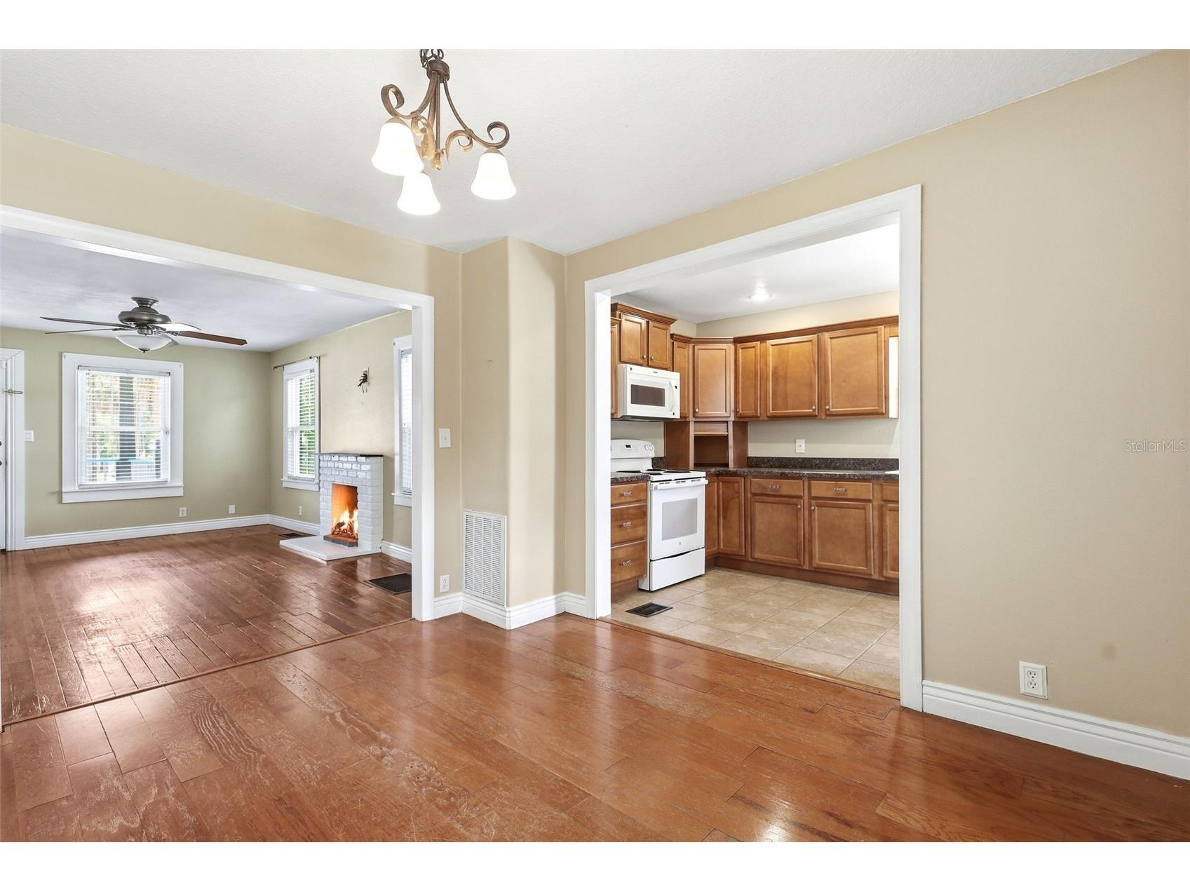 347 W Wisconsin Avenue Deland FL 32720 V4950104 image24