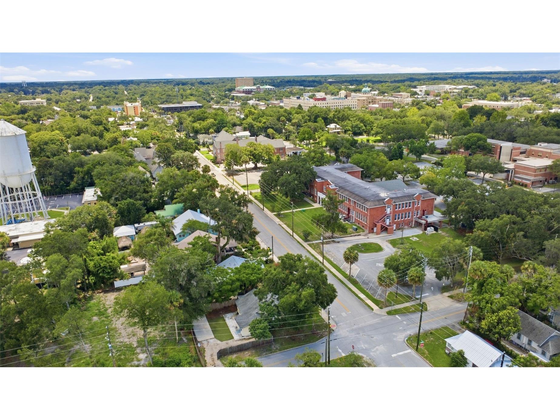 347 W Wisconsin Avenue Deland FL 32720 V4950104 image8