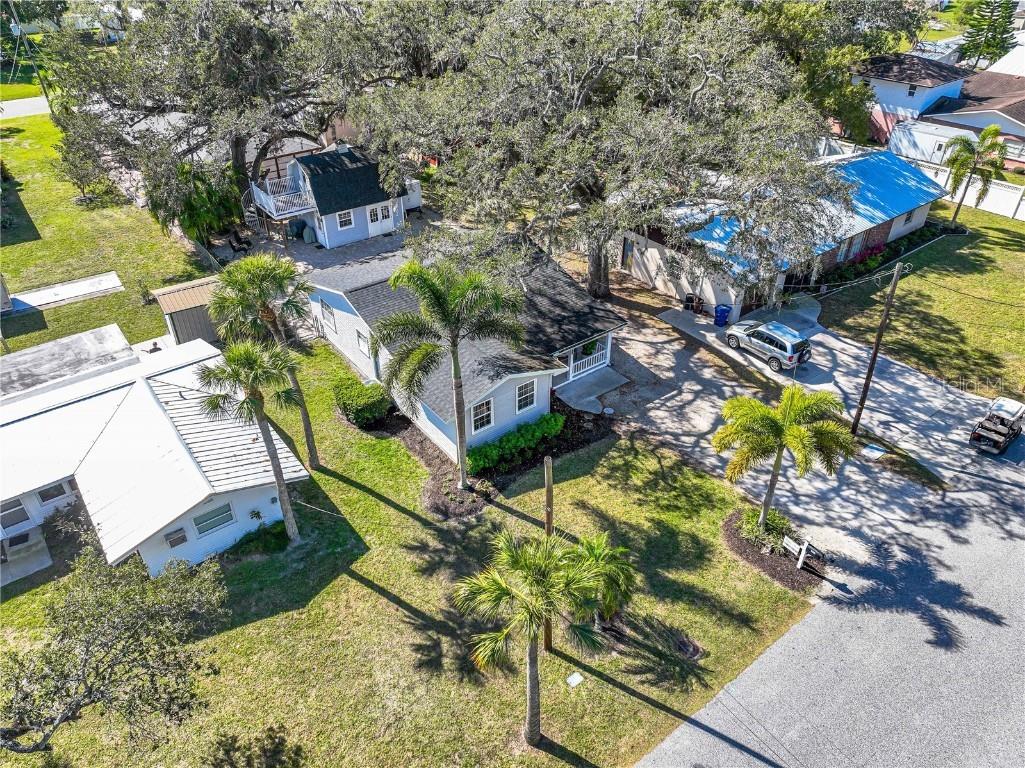 3472 Hacienda Street Sarasota FL 34237 A4559982 image1