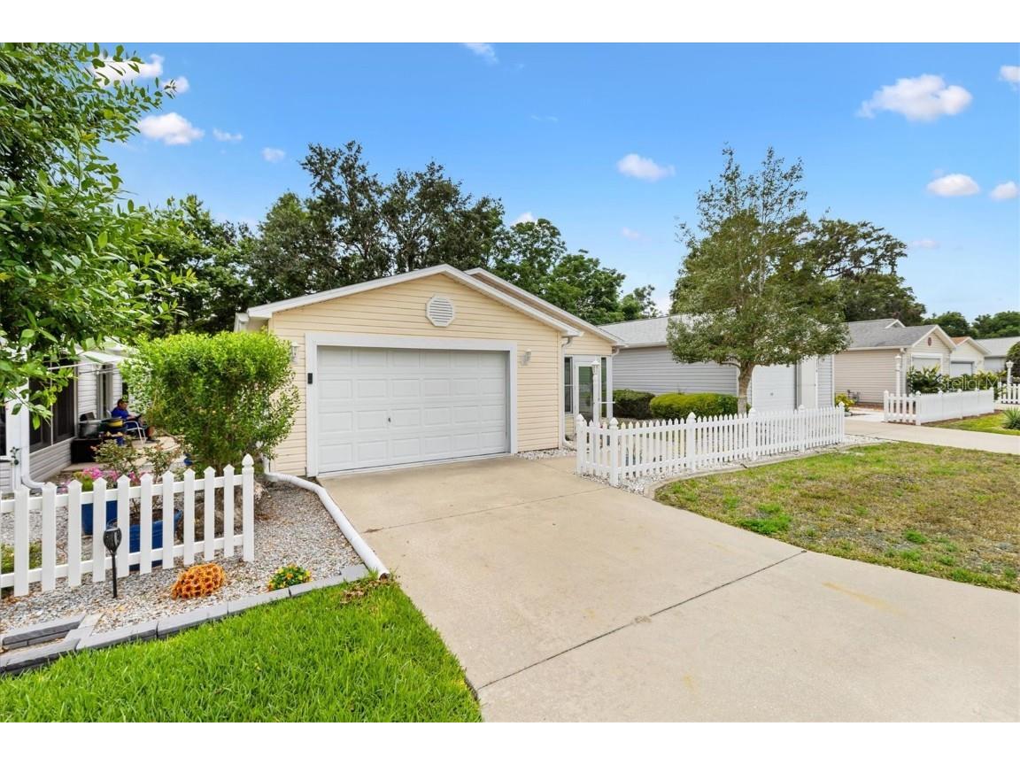 3472 Roanoke Street The Villages FL 32162 G5096746 image1