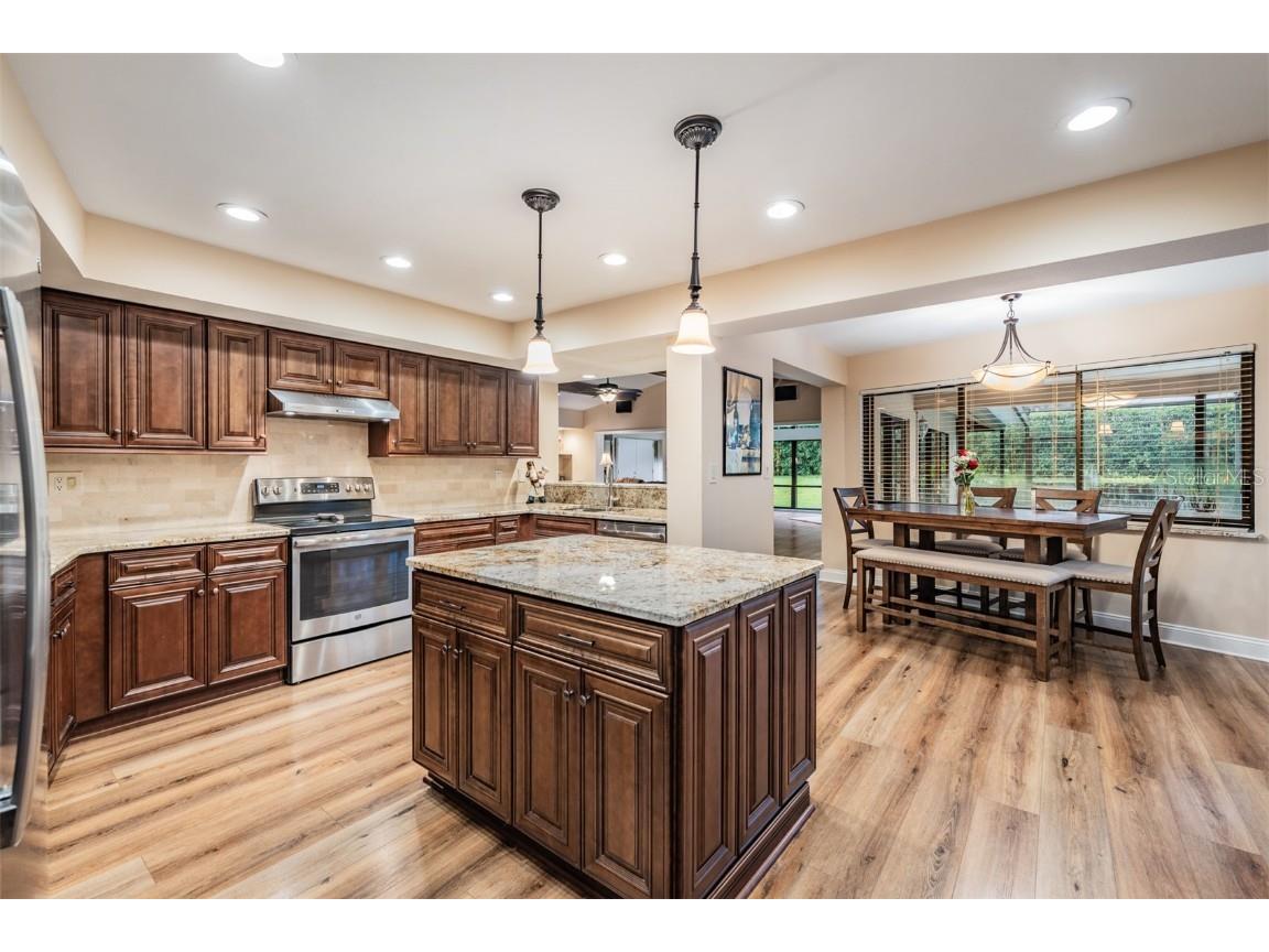 3472 Shoreline Circle Palm Harbor FL 34684 - LAKE TARPON TB8420143 image10