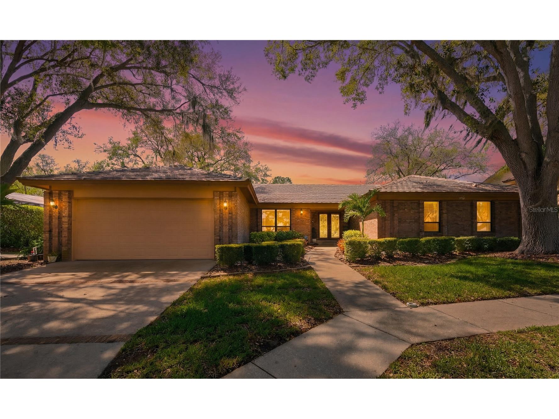 3472 Shoreline Circle Palm Harbor FL 34684 TB8487597 image1