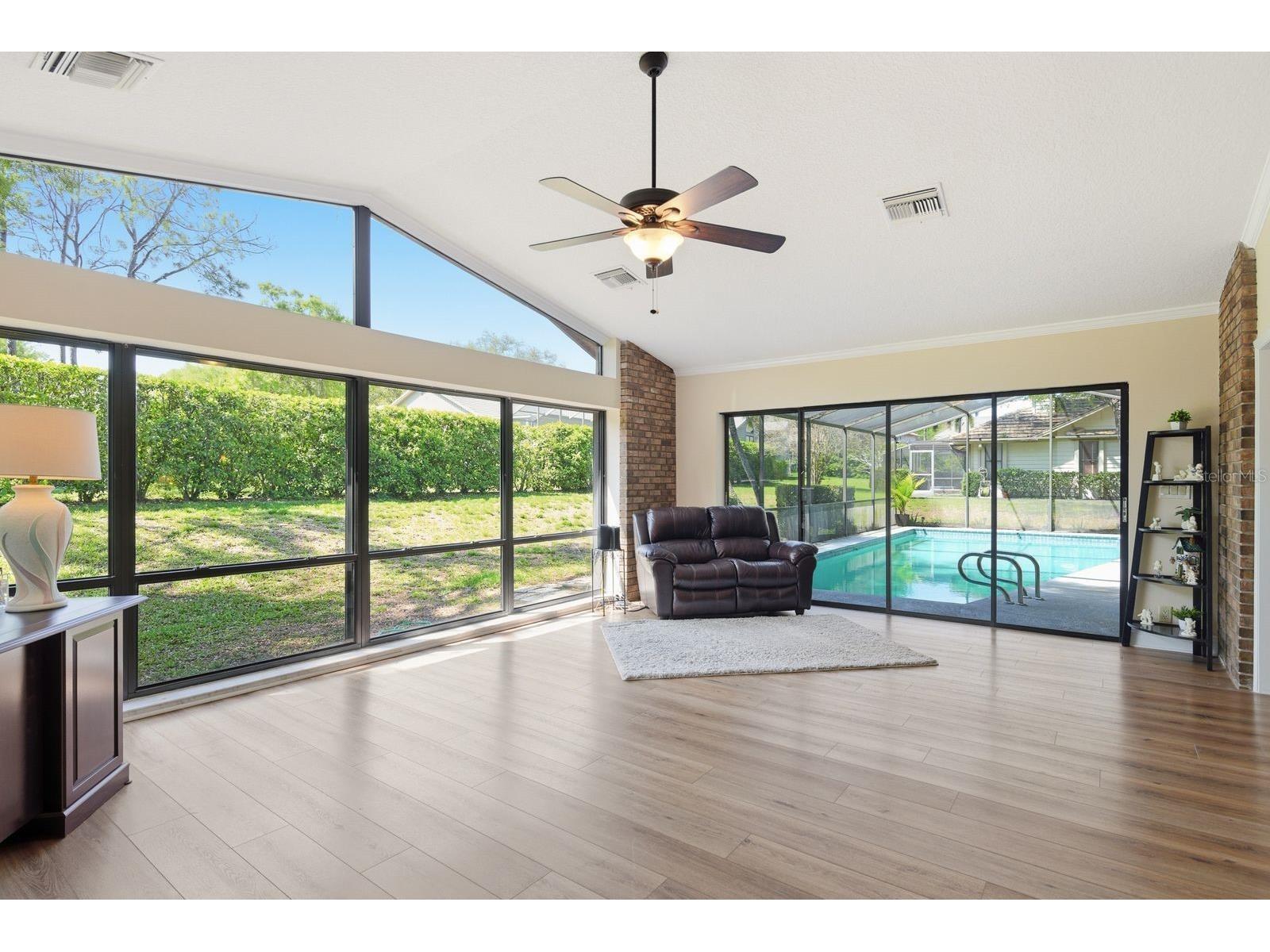 3472 Shoreline Circle Palm Harbor FL 34684 TB8487597 image17