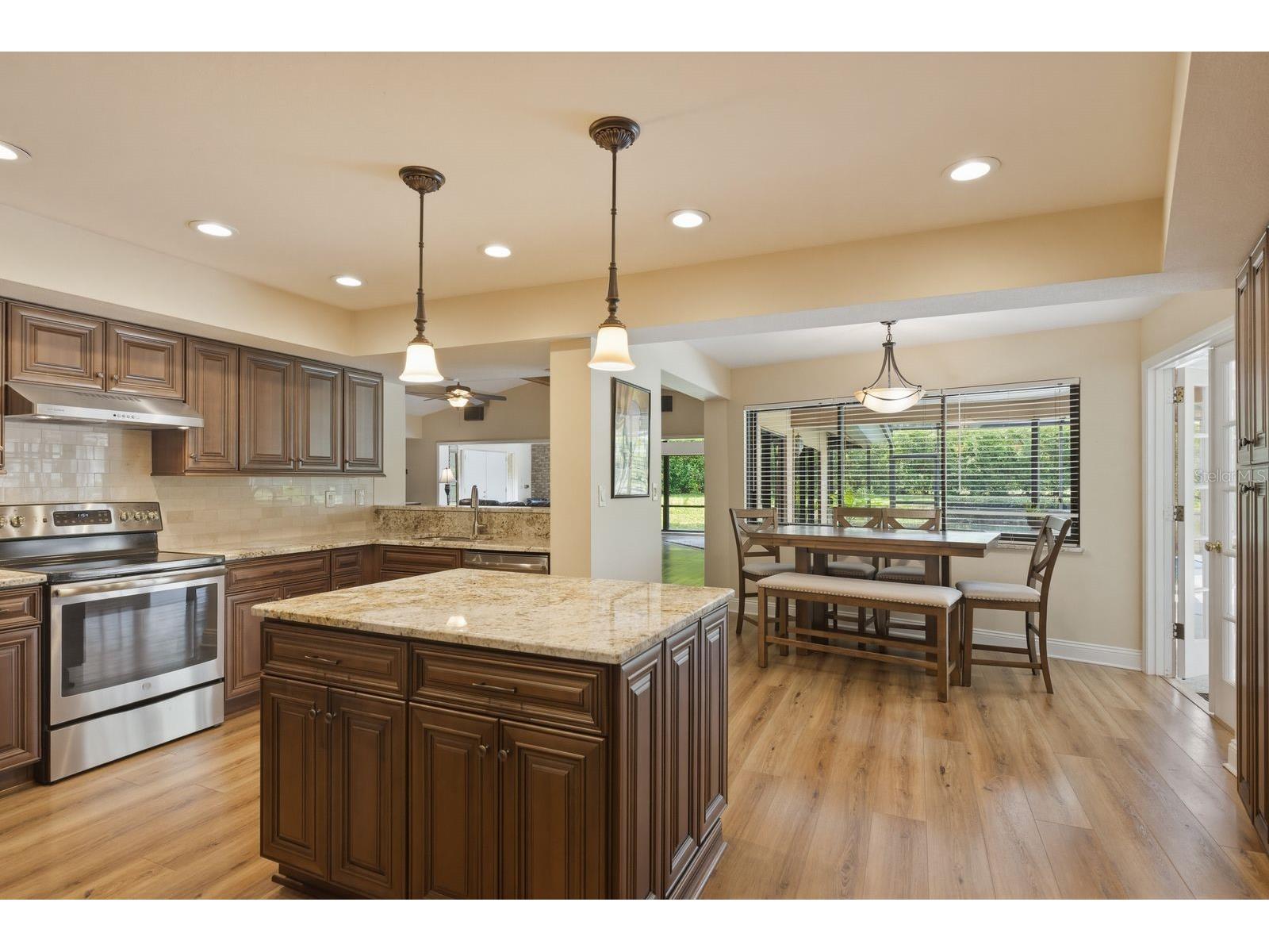 3472 Shoreline Circle Palm Harbor FL 34684 TB8487597 image7