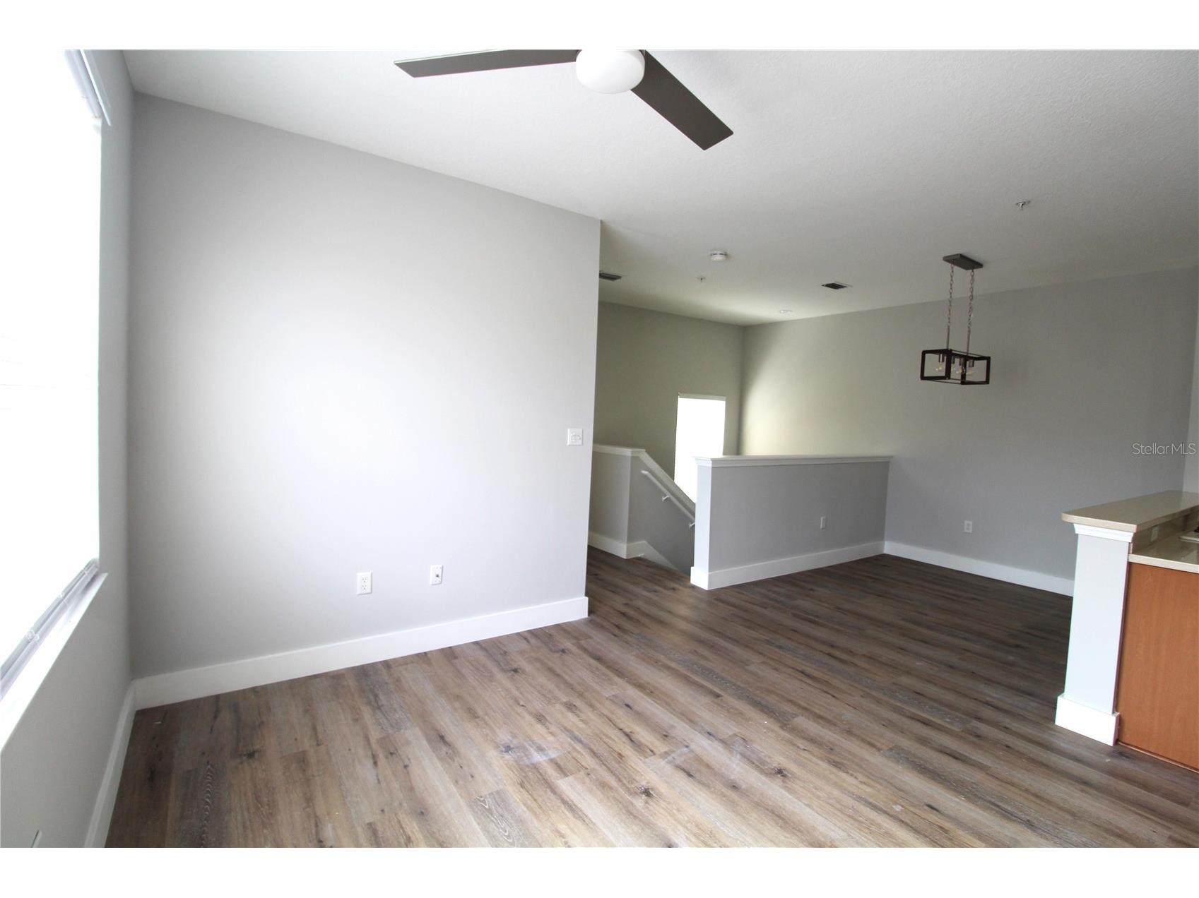 3475 Parkridge Circle #17-202 Sarasota FL 34243 A4700003 image6