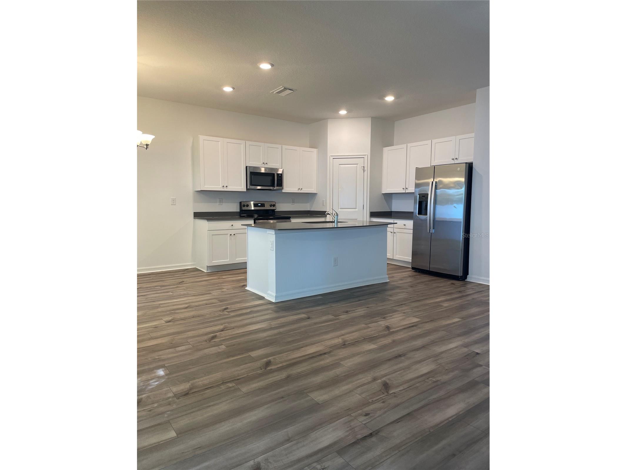 34772 Mulrion Drive Zephyrhills FL 33541 S5146288 image4