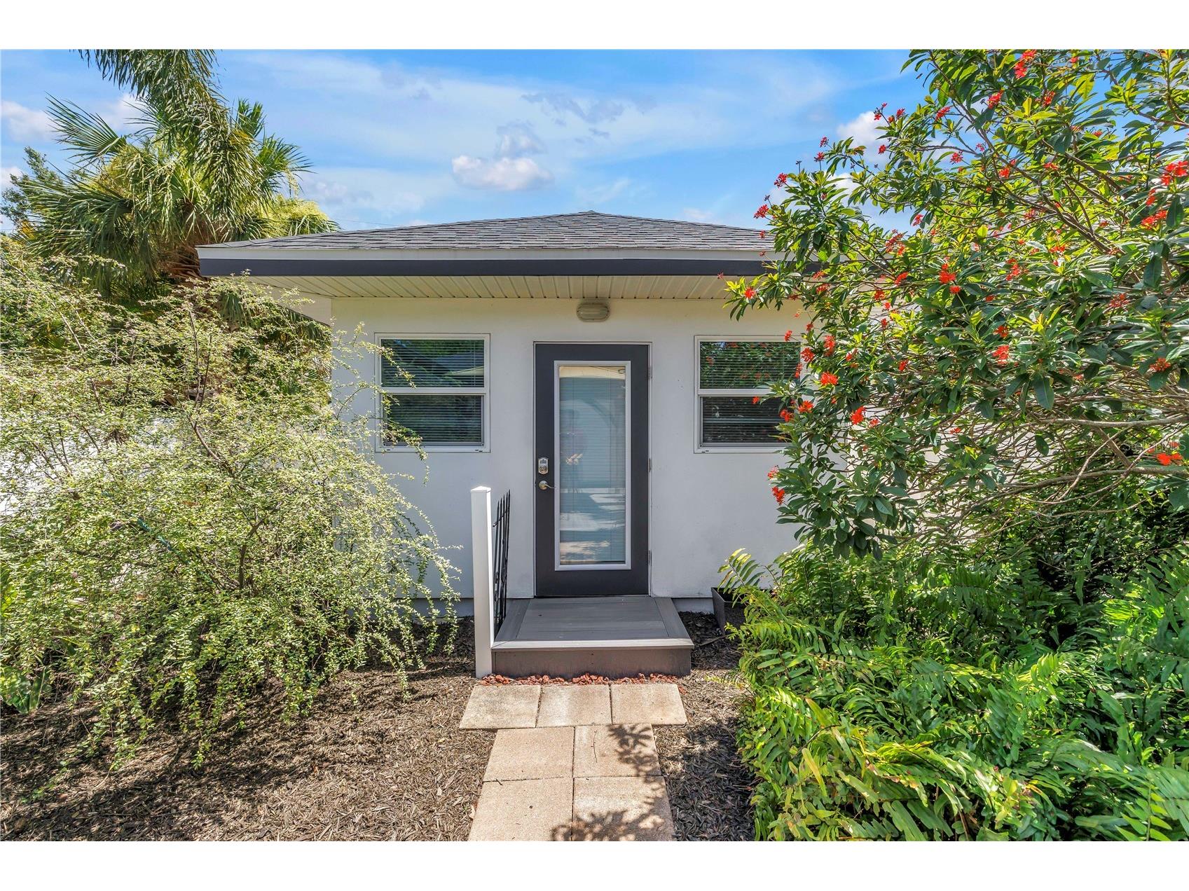348 11th Avenue NE Saint Petersburg FL 33701 TB8513131 image23