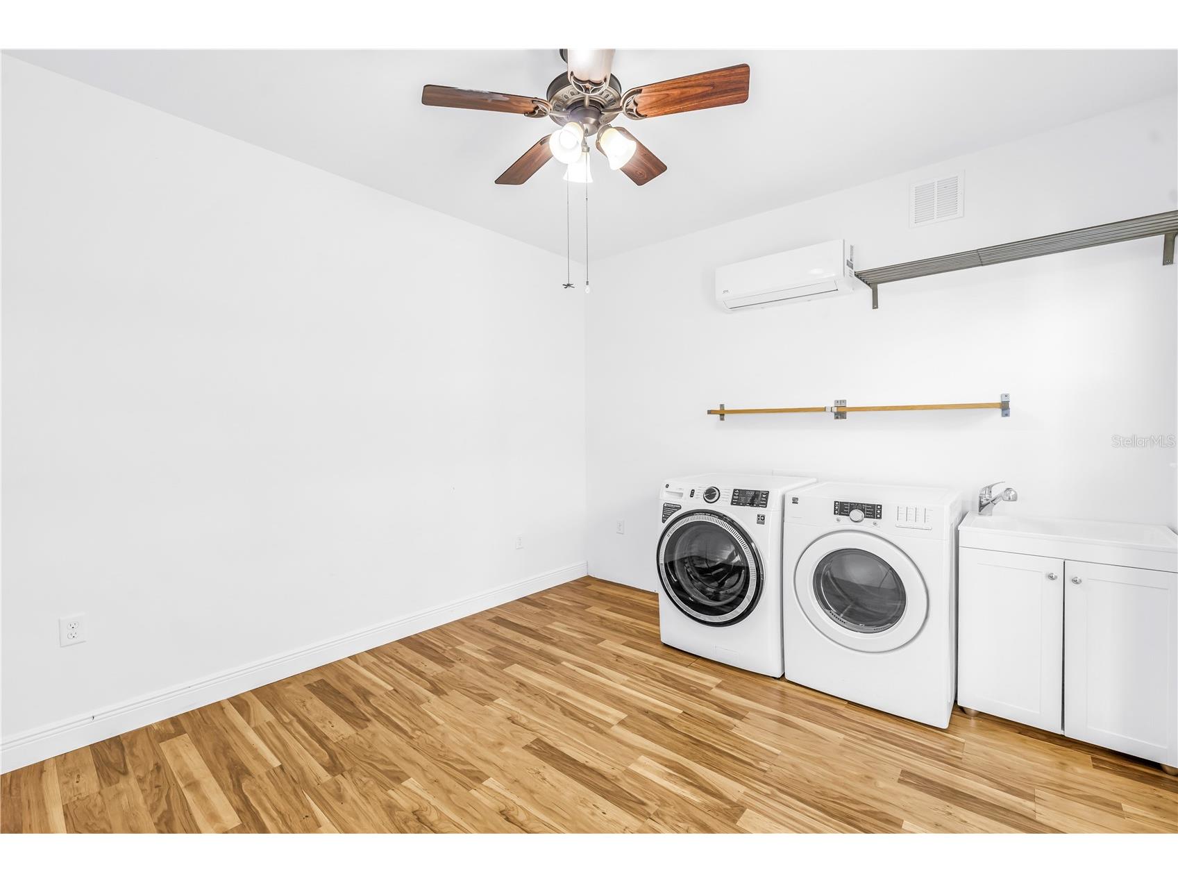 348 11th Avenue NE Saint Petersburg FL 33701 TB8513131 image24