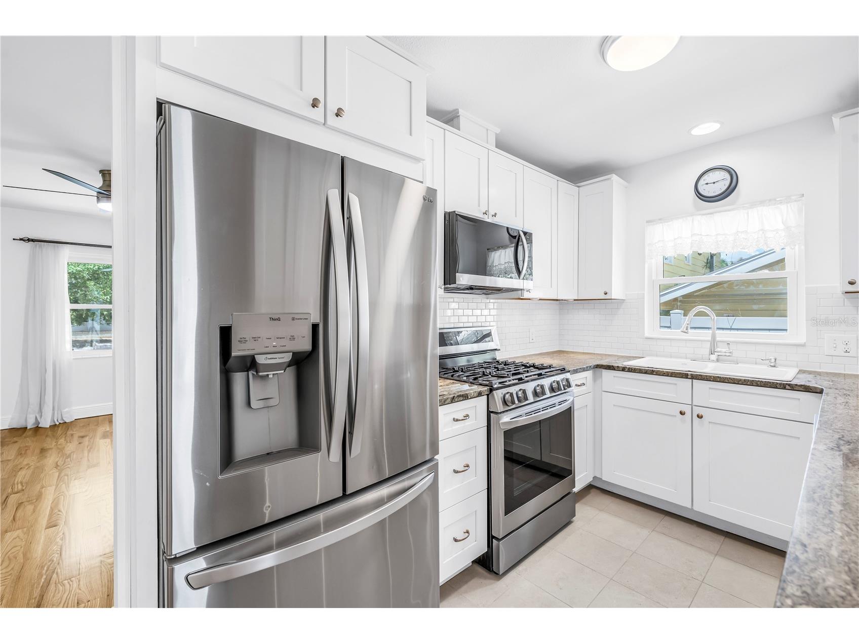 348 11th Avenue NE Saint Petersburg FL 33701 TB8513131 image8