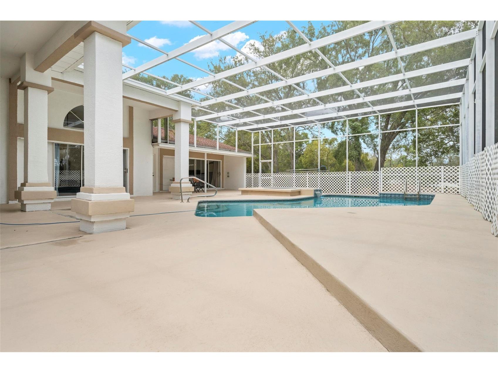348 Florian Way Spring Hill FL 34609 TB8487855 image43