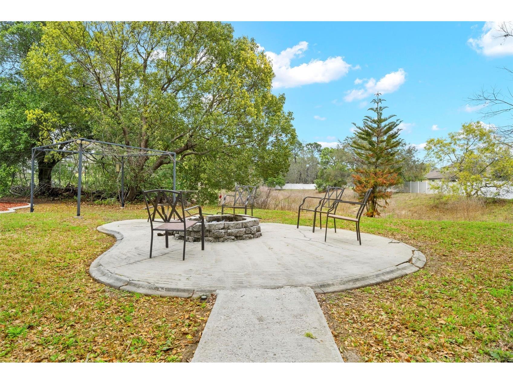 348 Florian Way Spring Hill FL 34609 TB8487855 image50