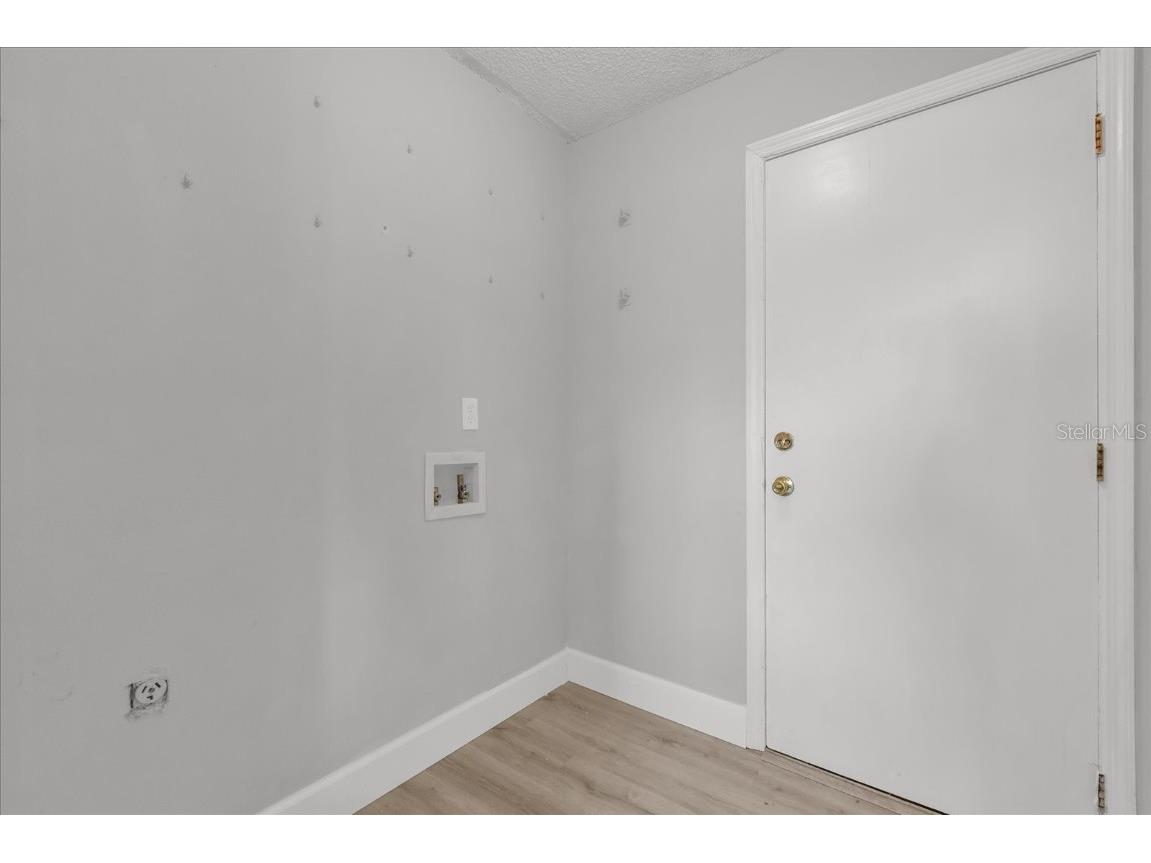 348 Jacksonville Court Kissimmee FL 34759 O6354075 image18