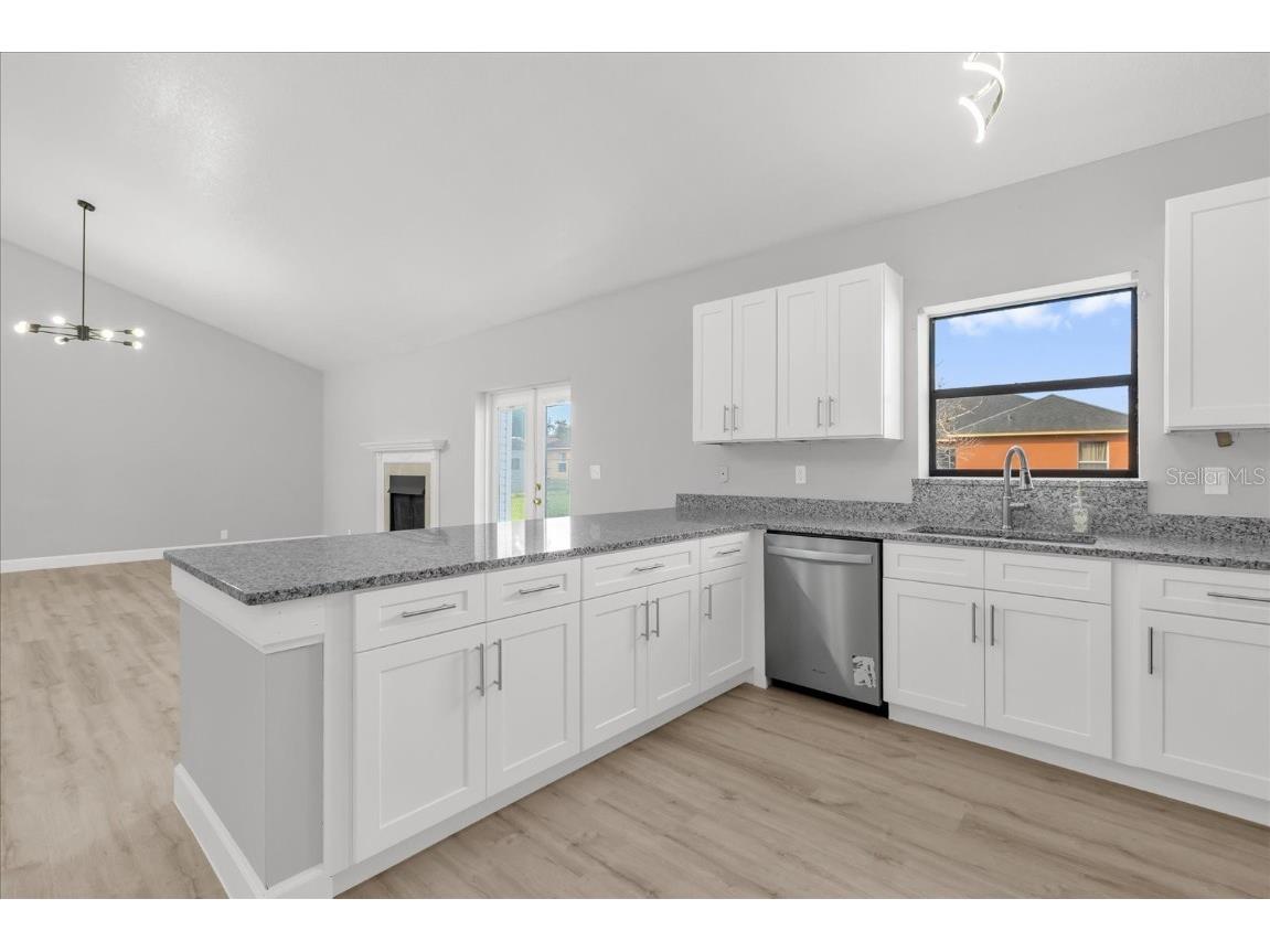 348 Jacksonville Court Kissimmee FL 34759 O6354075 image7